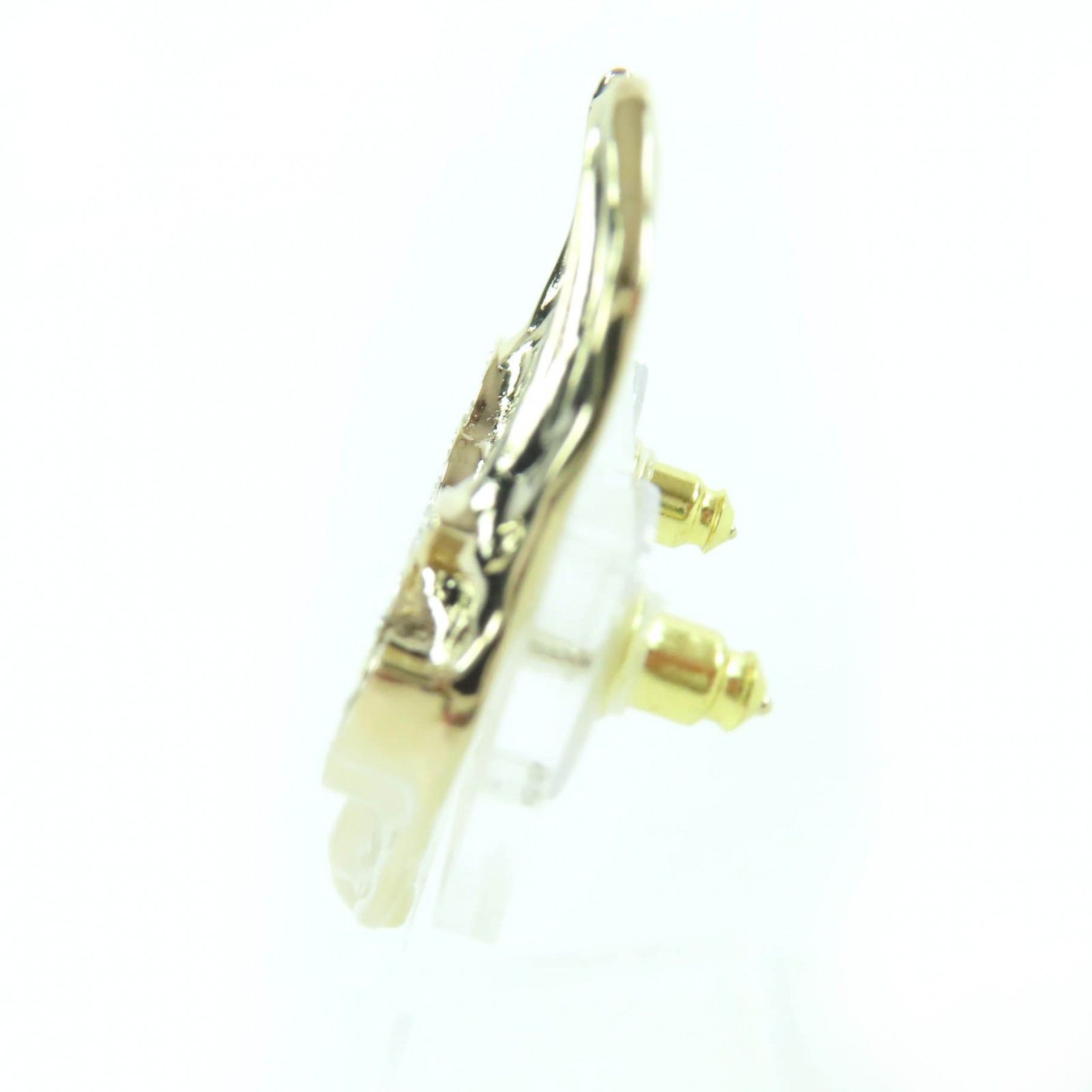 Chanel Chanel Chanel COCO Mark Leaf Design Earrings Metal Earrings DUTY FREE for USA Size ONE SIZE - 2 Thumbnail