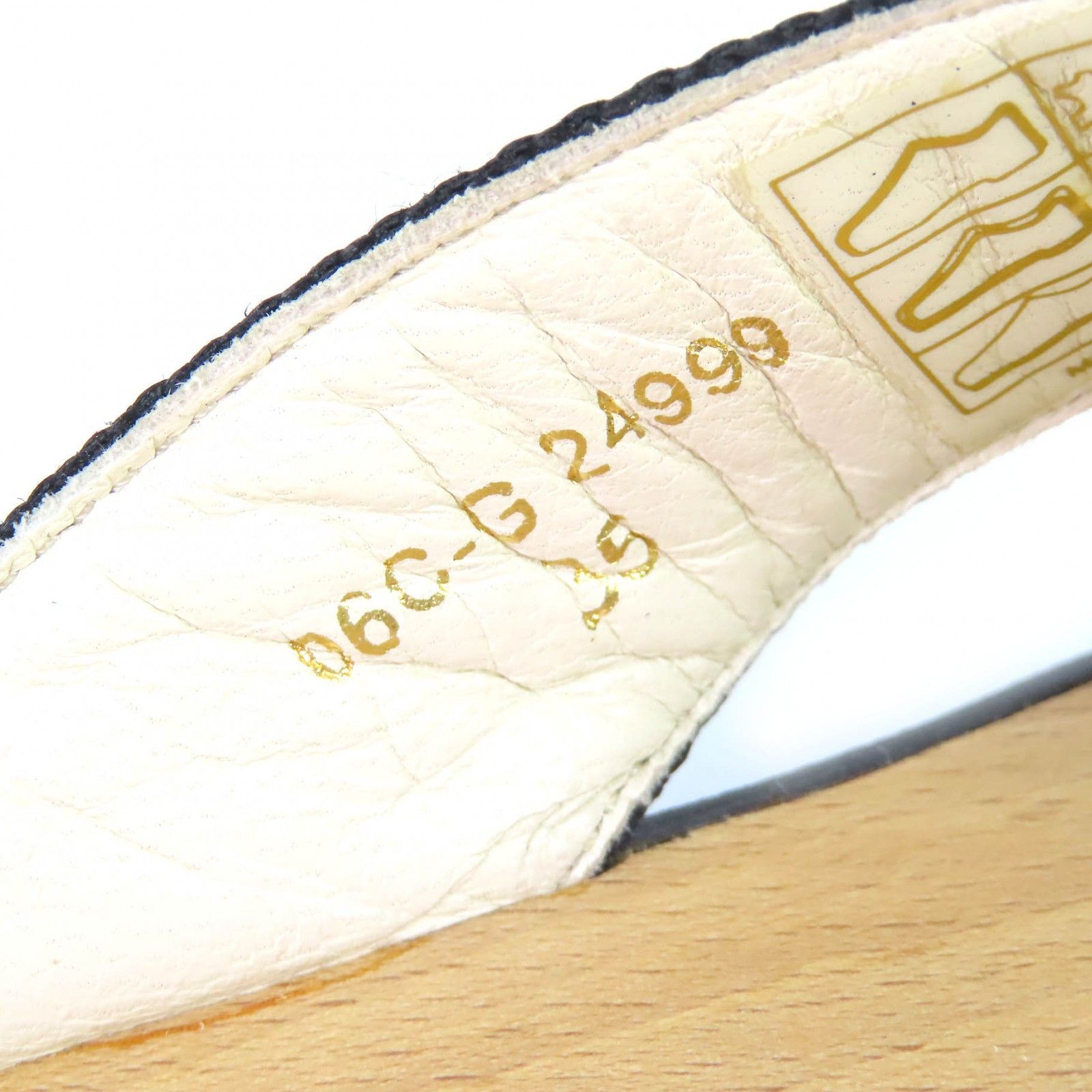 Chanel Chanel CHANEL ENTRE DOIGTS COCO Wood Thong Sandals Plant-based Shoes G24999 DUTY FREE for USA Size ONE SIZE - 11 Thumbnail
