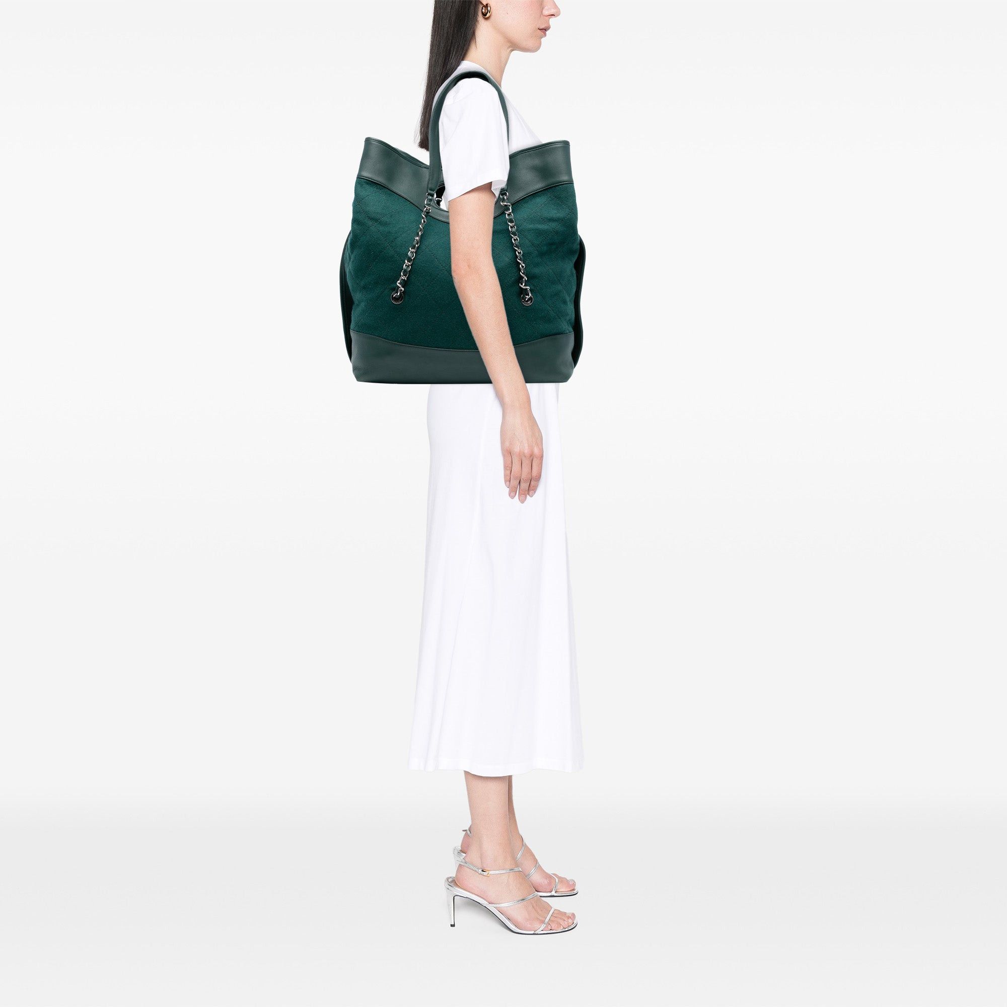 Chanel Extra Large Stitched Wool and Calfskin 31 Shopping Bag Size ONE SIZE - 7 Thumbnail