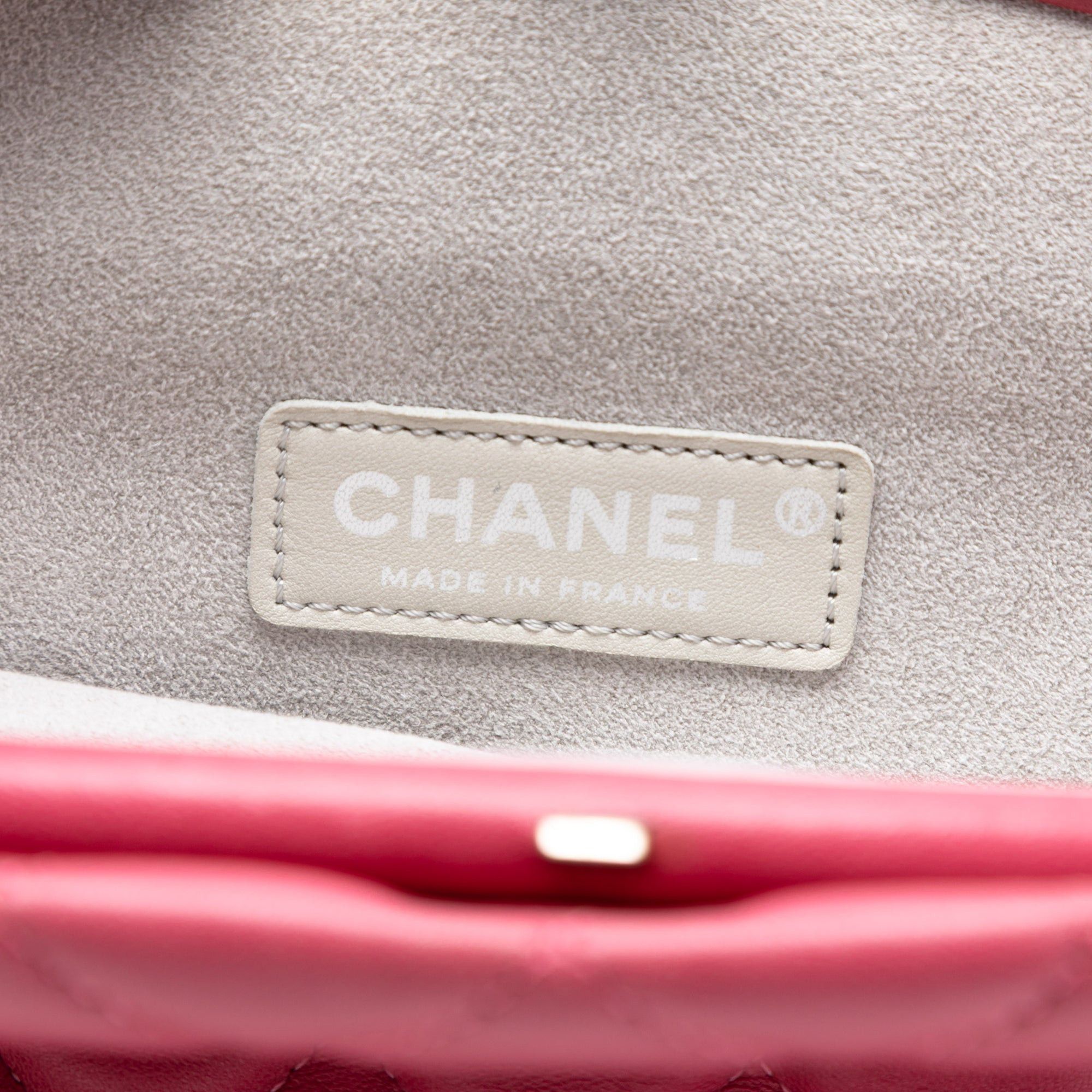 Chanel Quilted Lambskin Kiss Lock Clutch Size ONE SIZE - 5 Thumbnail