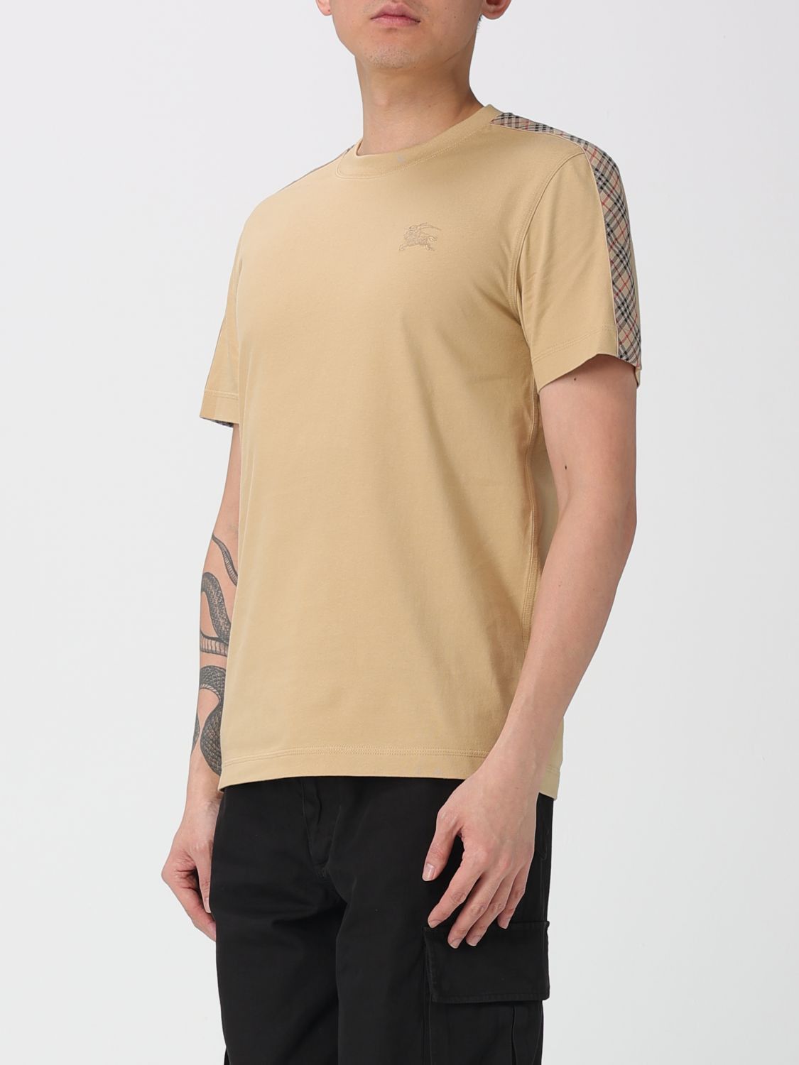 Burberry Burberry T-Shirt Men Beige Size US XS / EU 42 / 0 - 3 Thumbnail
