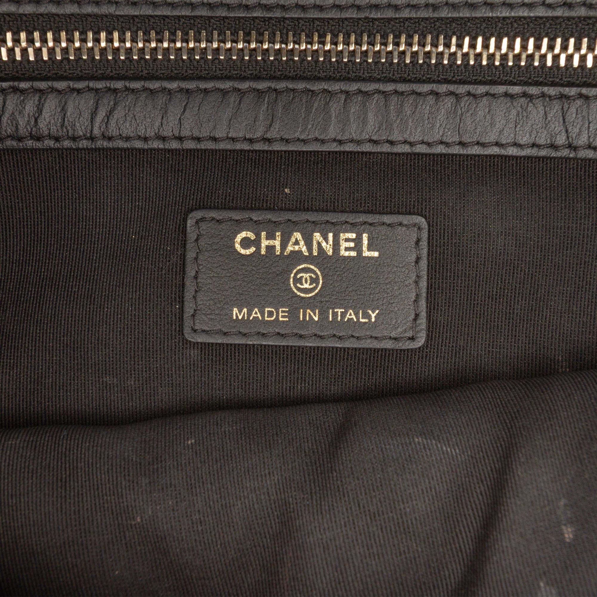 Chanel Medium Quilted Caviar Boy O Case Clutch Size ONE SIZE - 5 Thumbnail