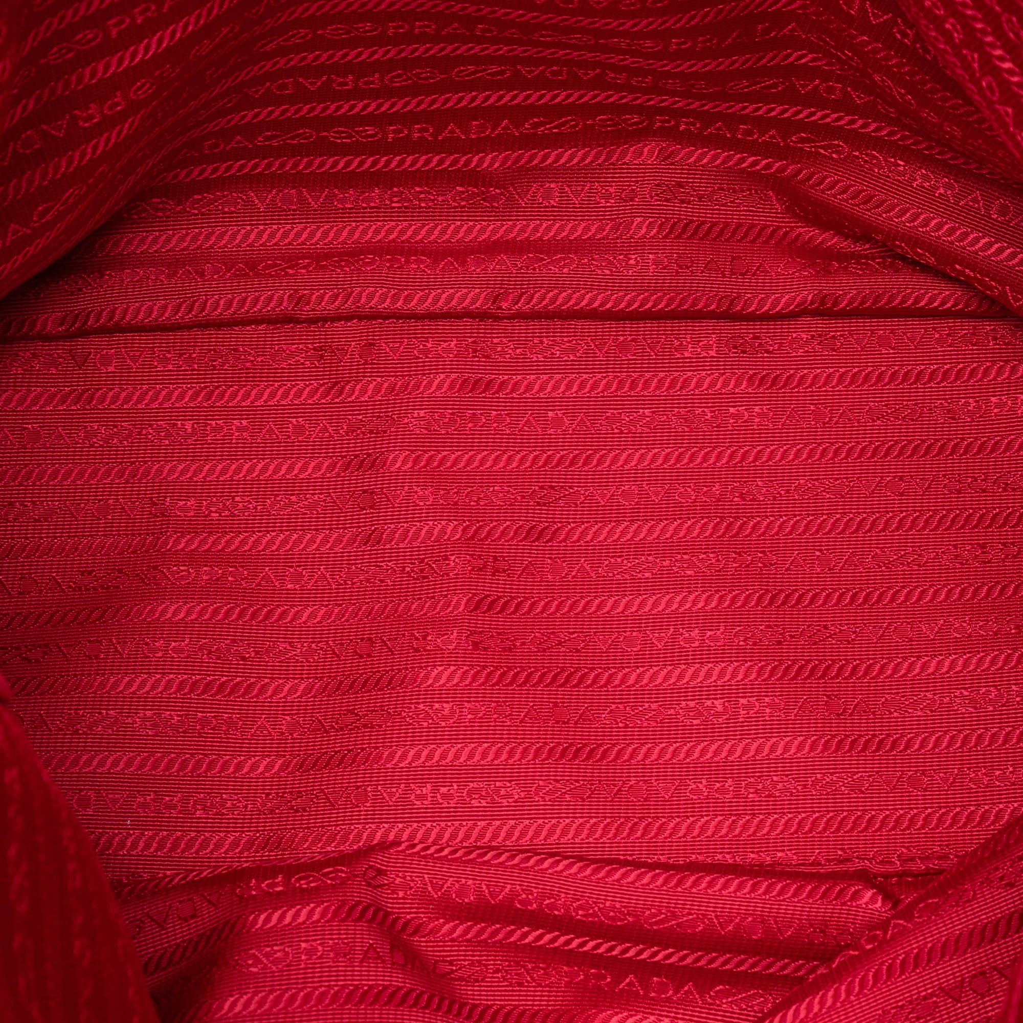 Prada Vitello Daino Side Zip Shopper Tote Size ONE SIZE - 4 Thumbnail