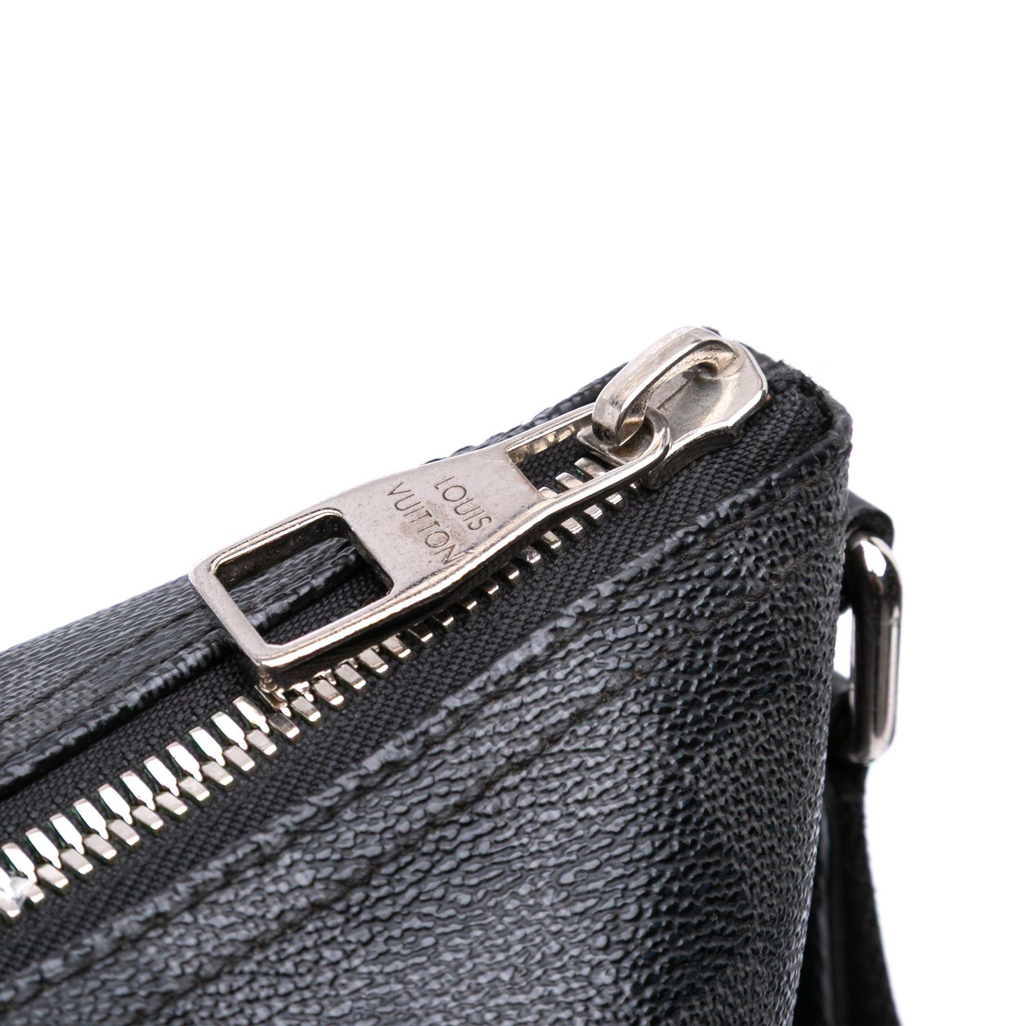 Louis Vuitton Damier Graphite Mick MM Size ONE SIZE - 6 Thumbnail
