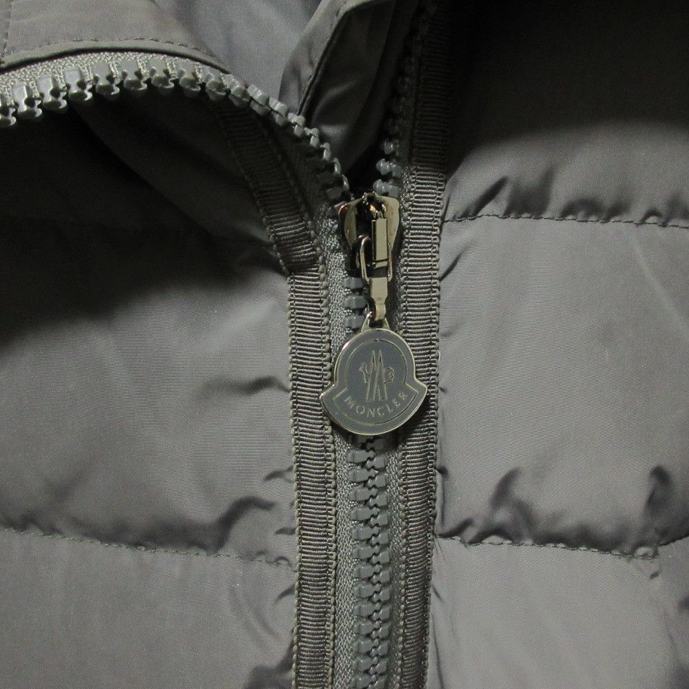 Moncler Moncler Moncler GERBOISE Down Coat Textile Outerwear DUTY FREE for USA Size ONE SIZE - 6 Thumbnail