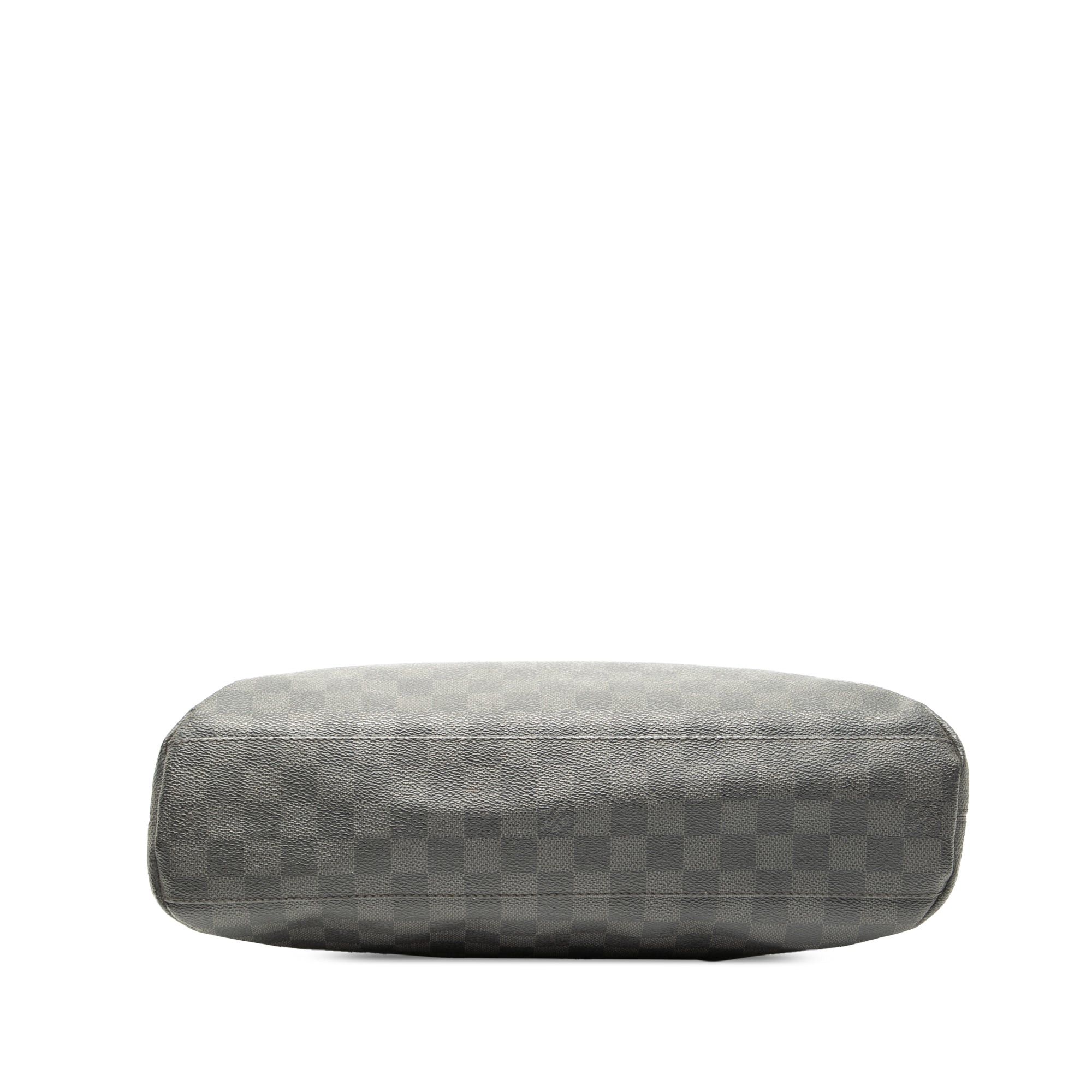 Louis Vuitton Damier Graphite Mick MM Size ONE SIZE - 3 Thumbnail