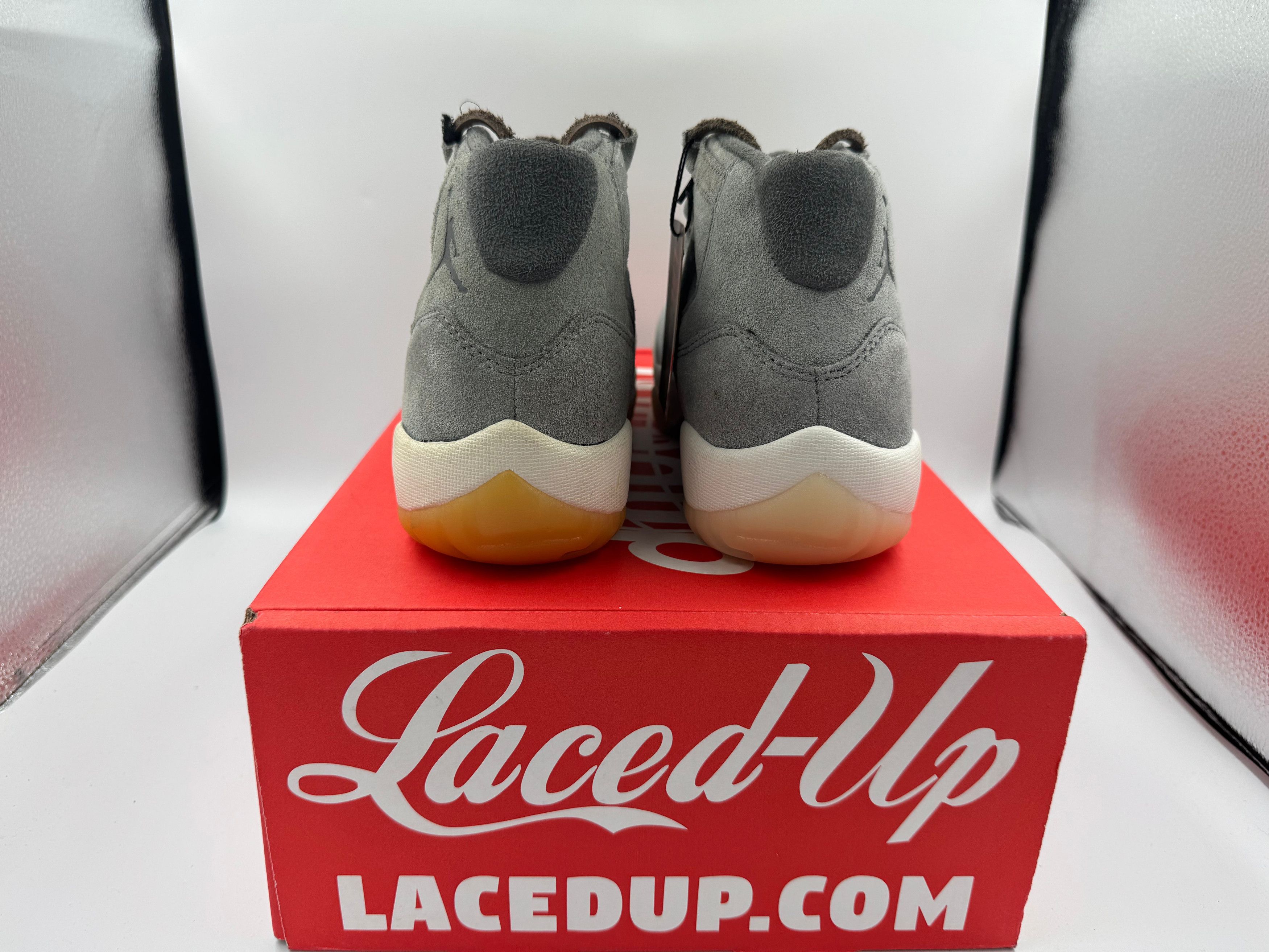 Jordan Brand PRE OWNED Air Jordan Retro 11 Pinnacle Grey Suede Conditiona Size US 9 / EU 42 - 4 Thumbnail