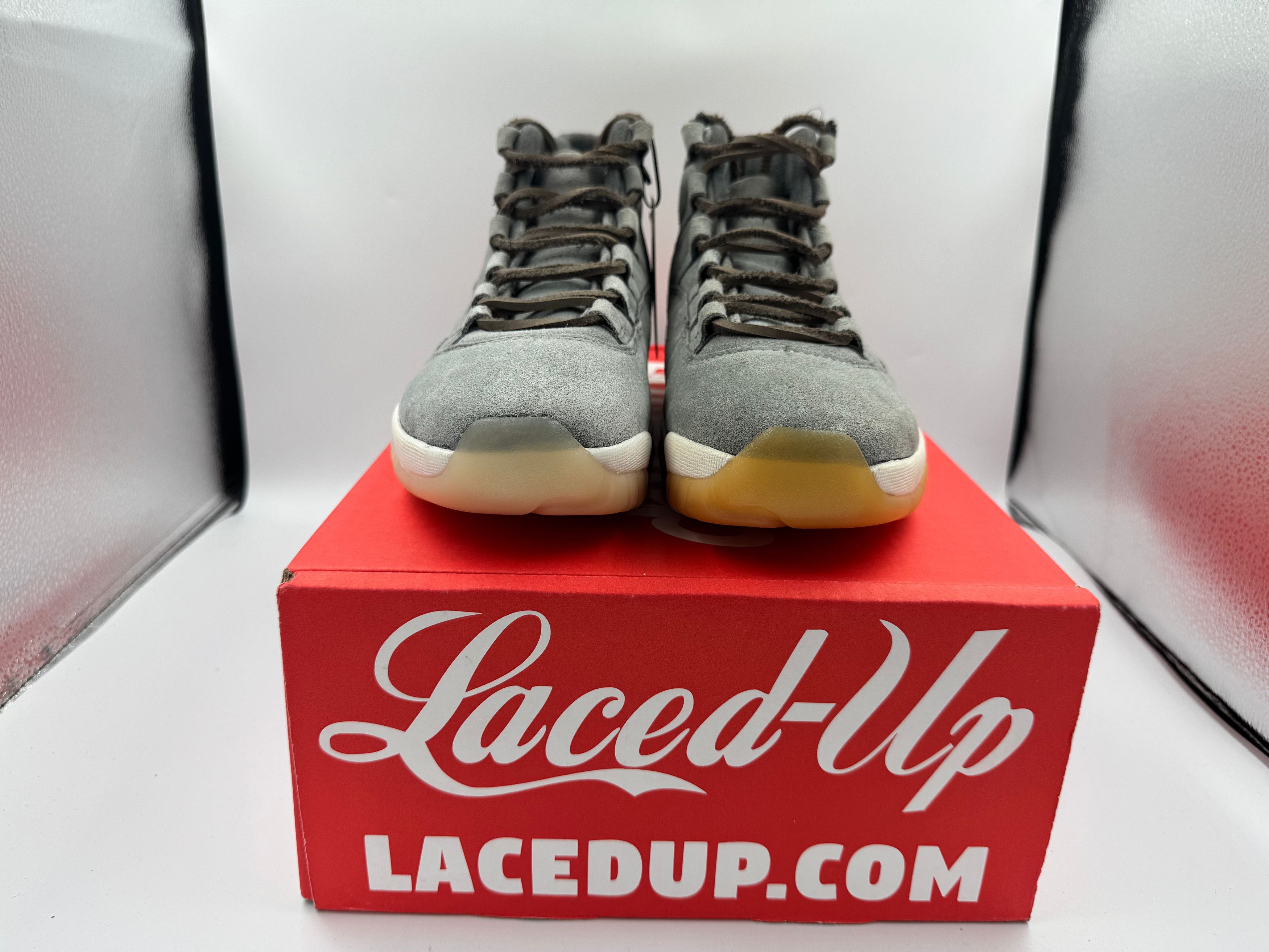 Jordan Brand PRE OWNED Air Jordan Retro 11 Pinnacle Grey Suede Conditiona Size US 9 / EU 42 - 3 Thumbnail