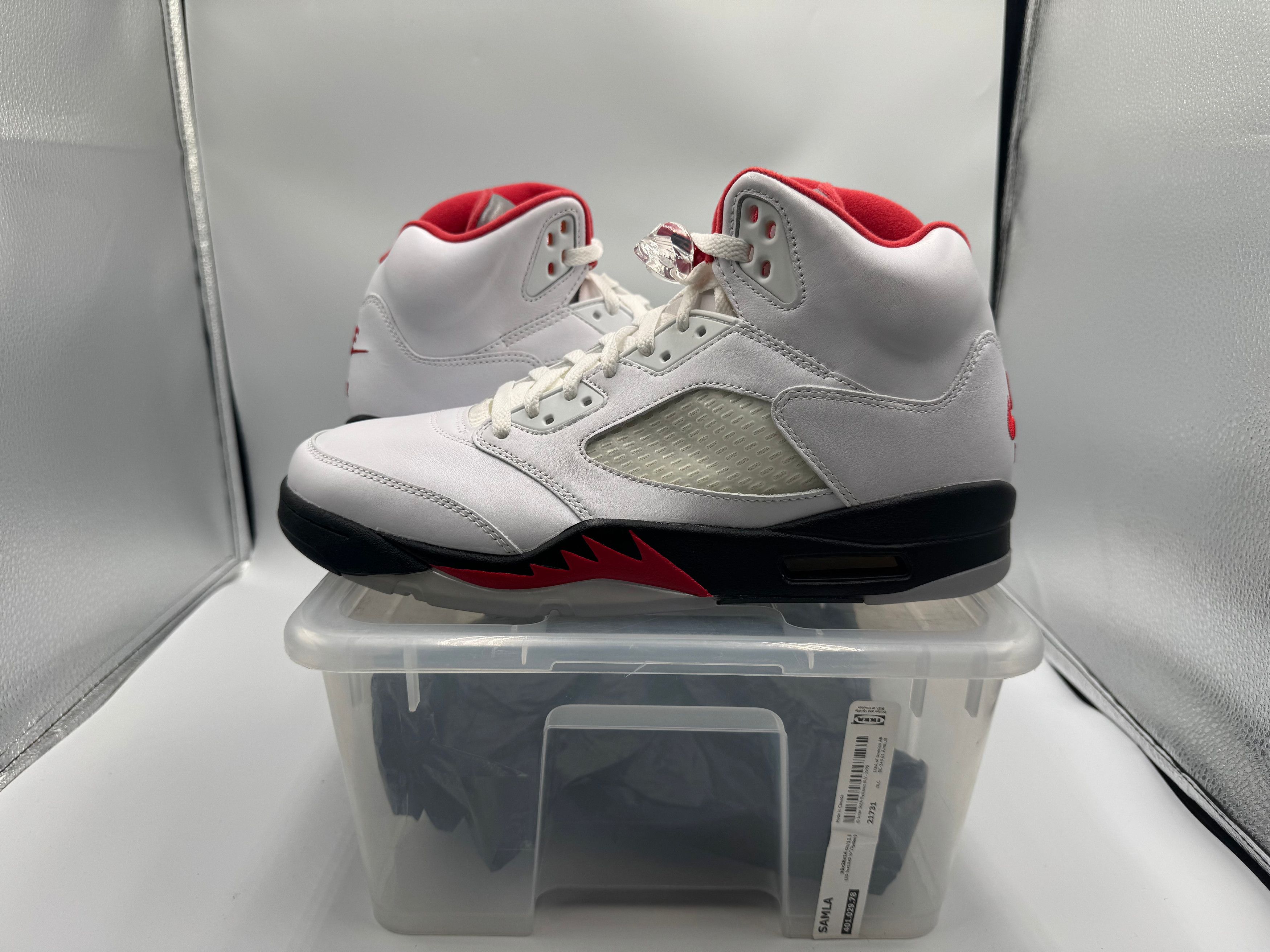 Jordan Brand PRE OWNED Air Jordan Retro 5 "Fire Red" 2020 Conditional Size US 11 / EU 44 - 2 Thumbnail