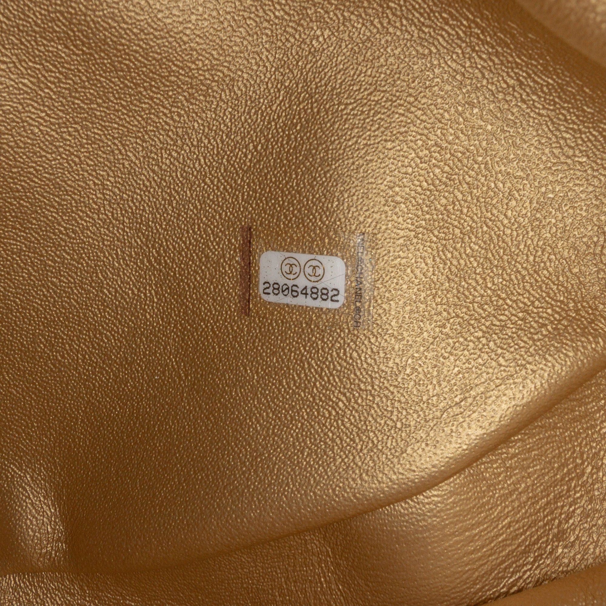 Chanel Quilted Lambskin All About Chains Hobo Size ONE SIZE - 6 Thumbnail