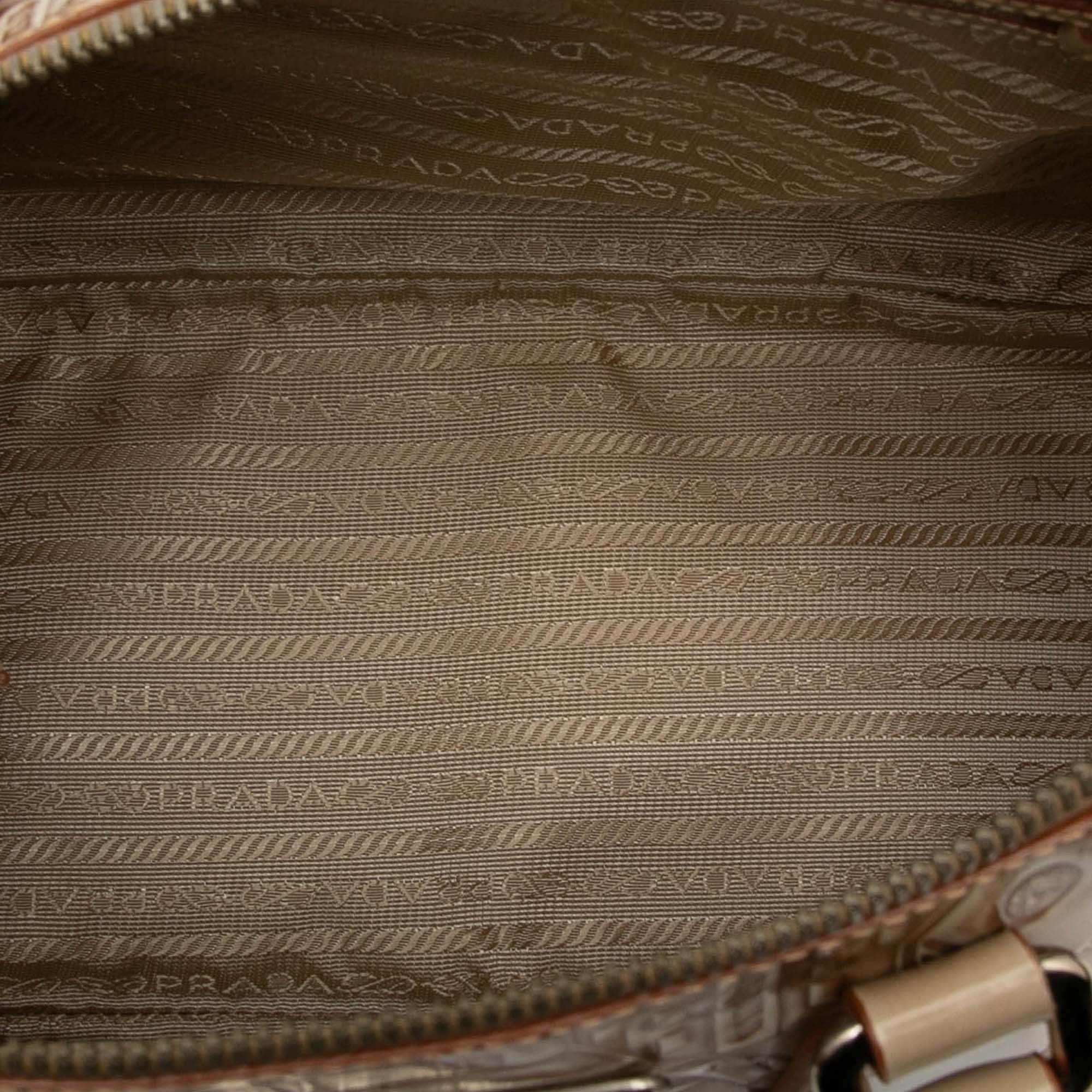 Prada Embossed Leather Handbag Size ONE SIZE - 4 Thumbnail