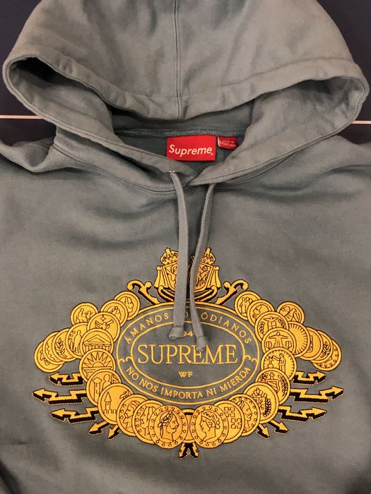 Supreme amanos hotsell o odianos hoodie