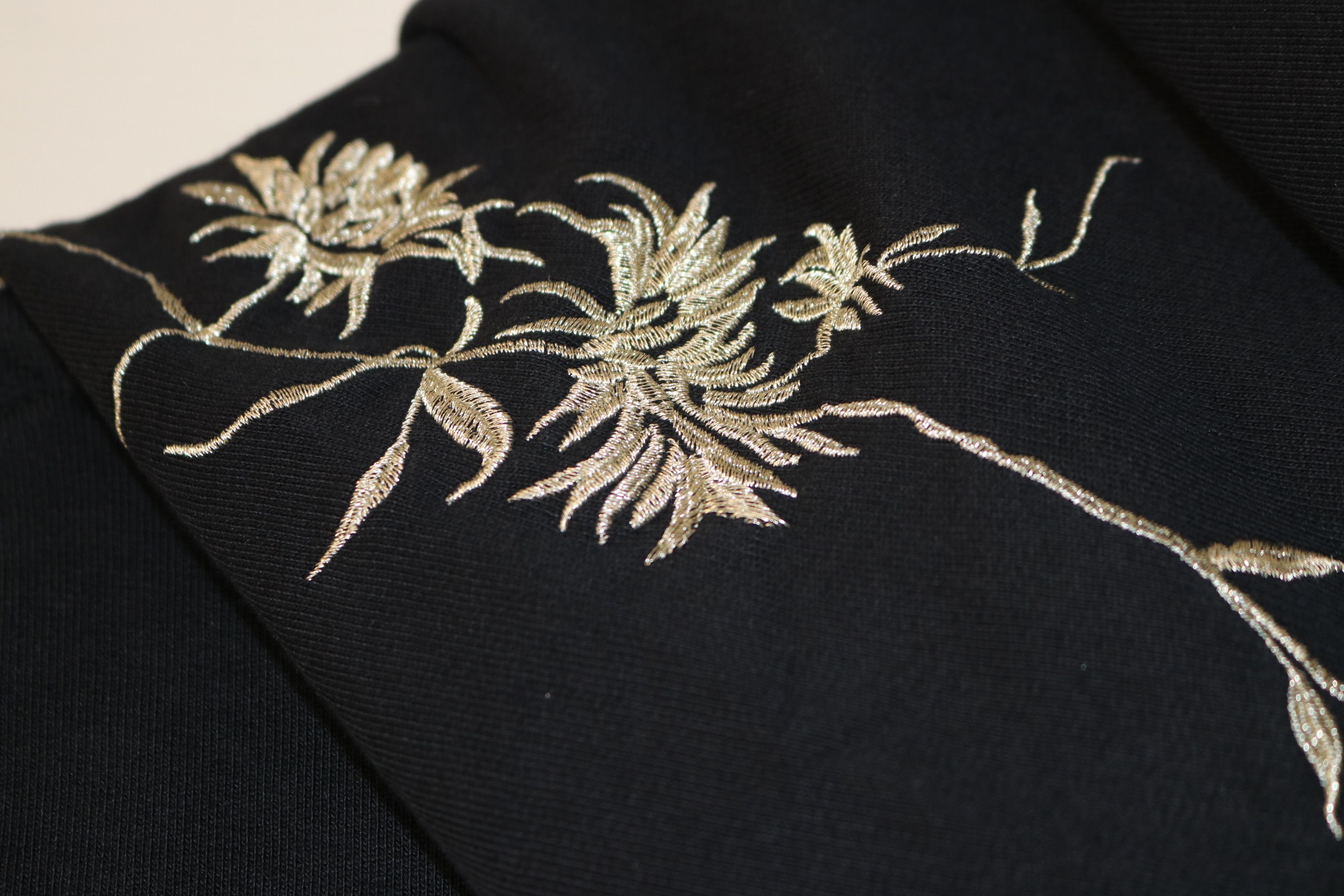Haider Ackermann *Last Drop* Haider Ackermann Floral Haider Ackermann *Last Drop* Haider Ackermann Floral