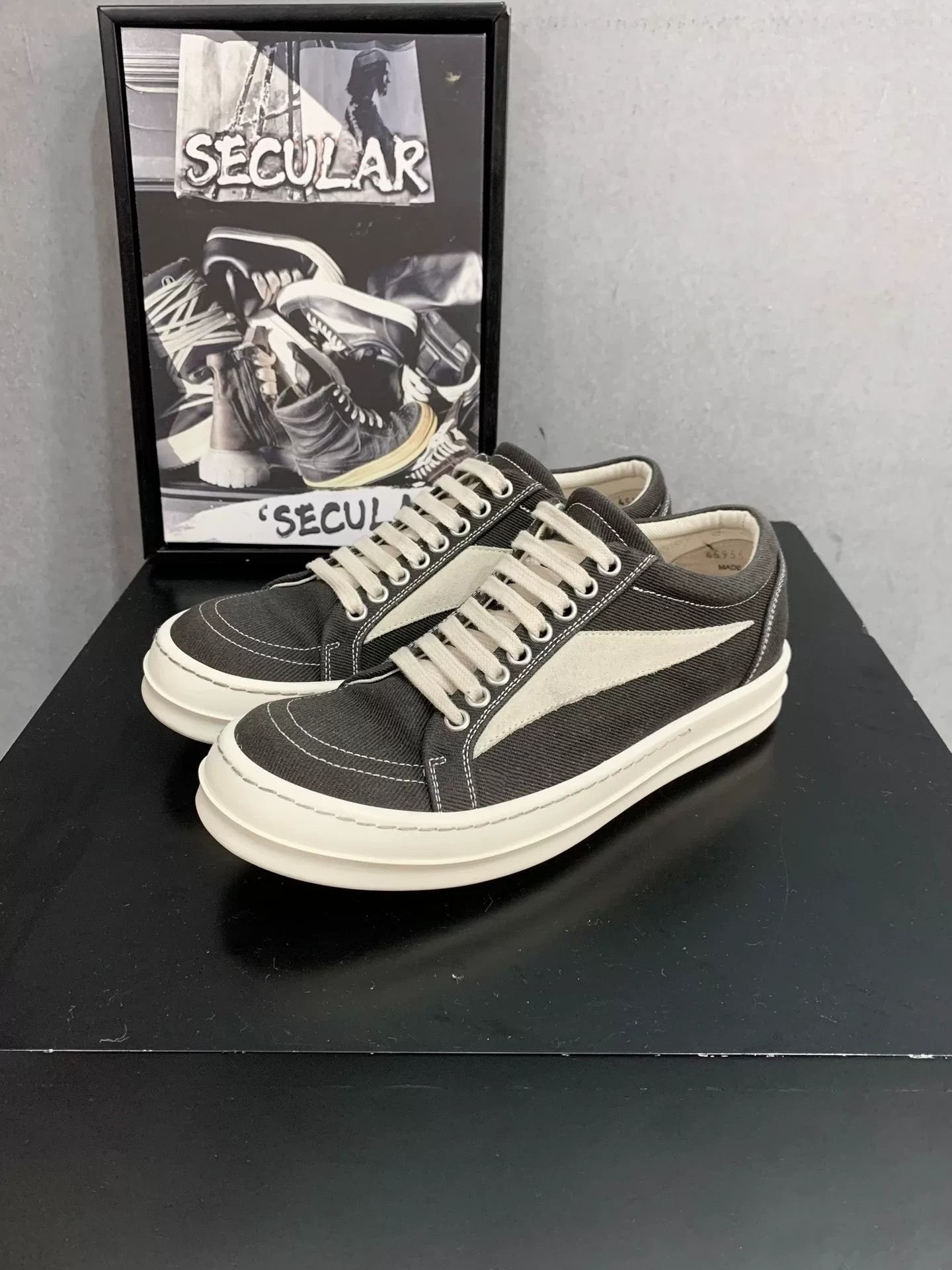 Rick Owens Rick Owens Low-Top Canvas Sneakers Size US 6 / IT 36 - 3 Thumbnail