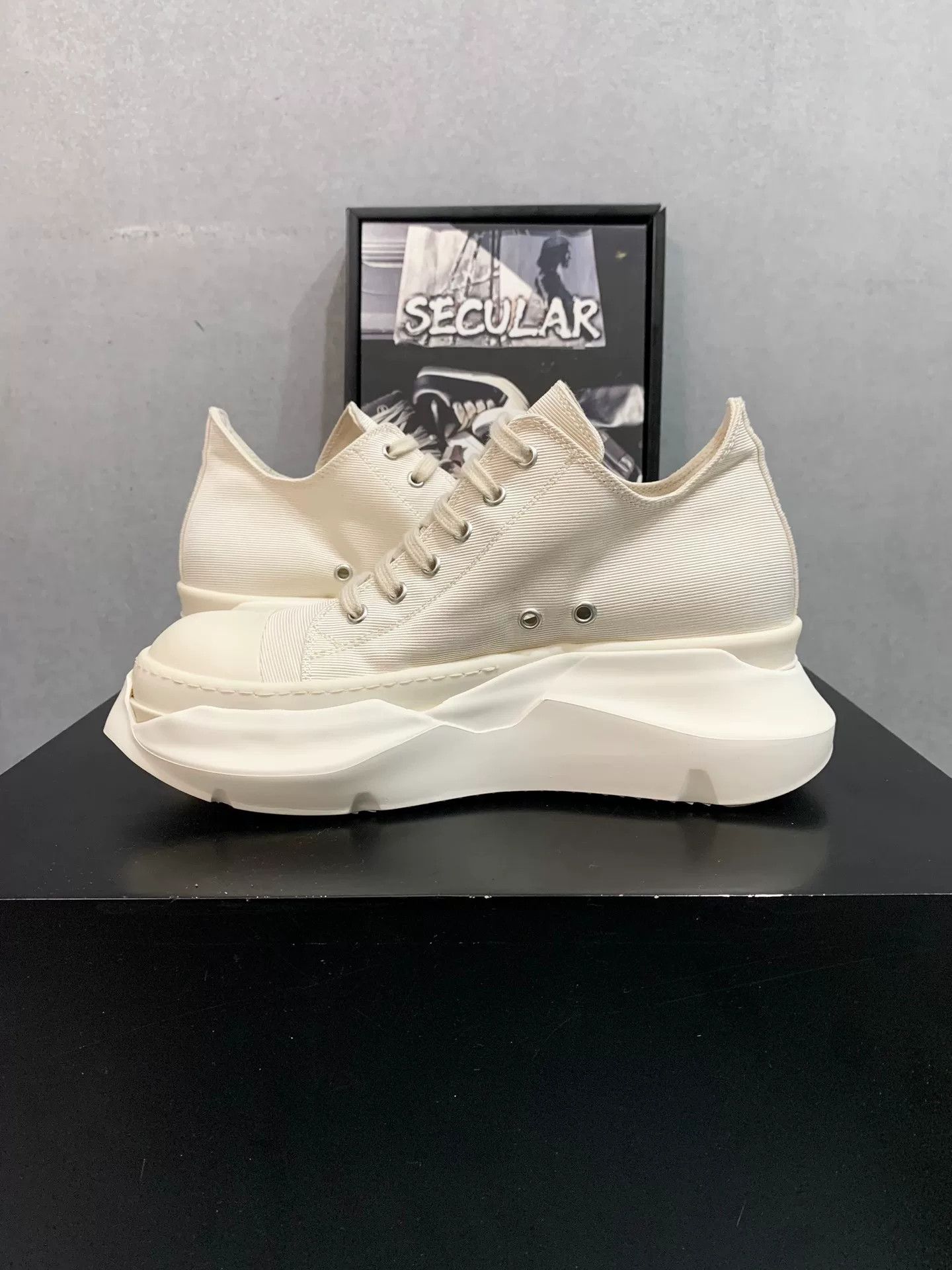 Rick Owens Rick Owens Thick Sole Low Top Sneakers Size US 6 / EU 39 - 5 Thumbnail