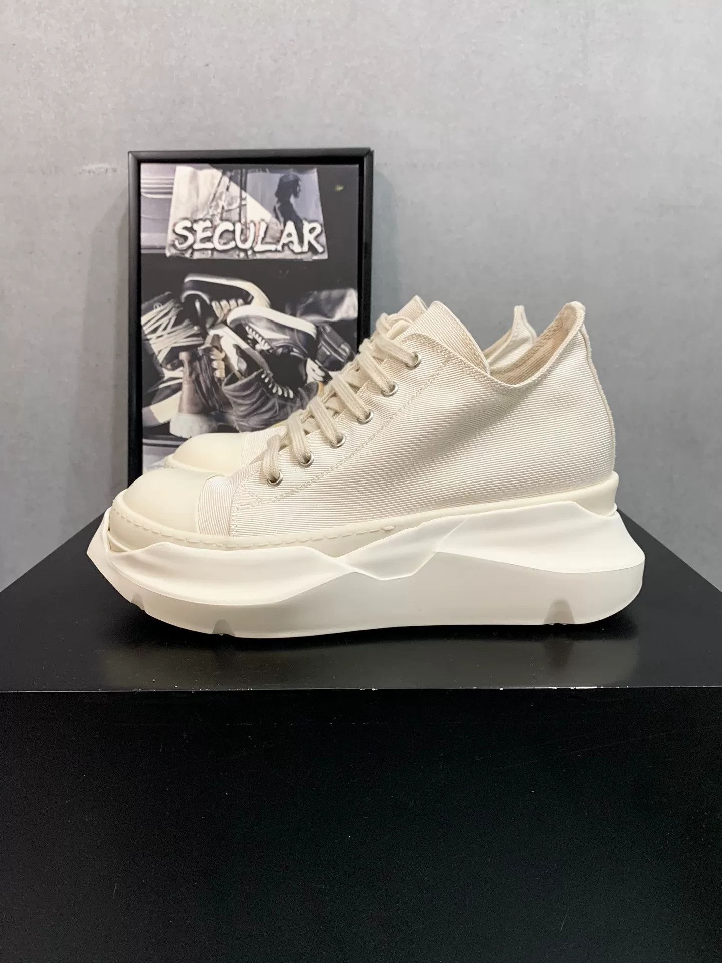 Rick Owens Rick Owens Thick Sole Low Top Sneakers Size US 6 / EU 39 - 2 Thumbnail