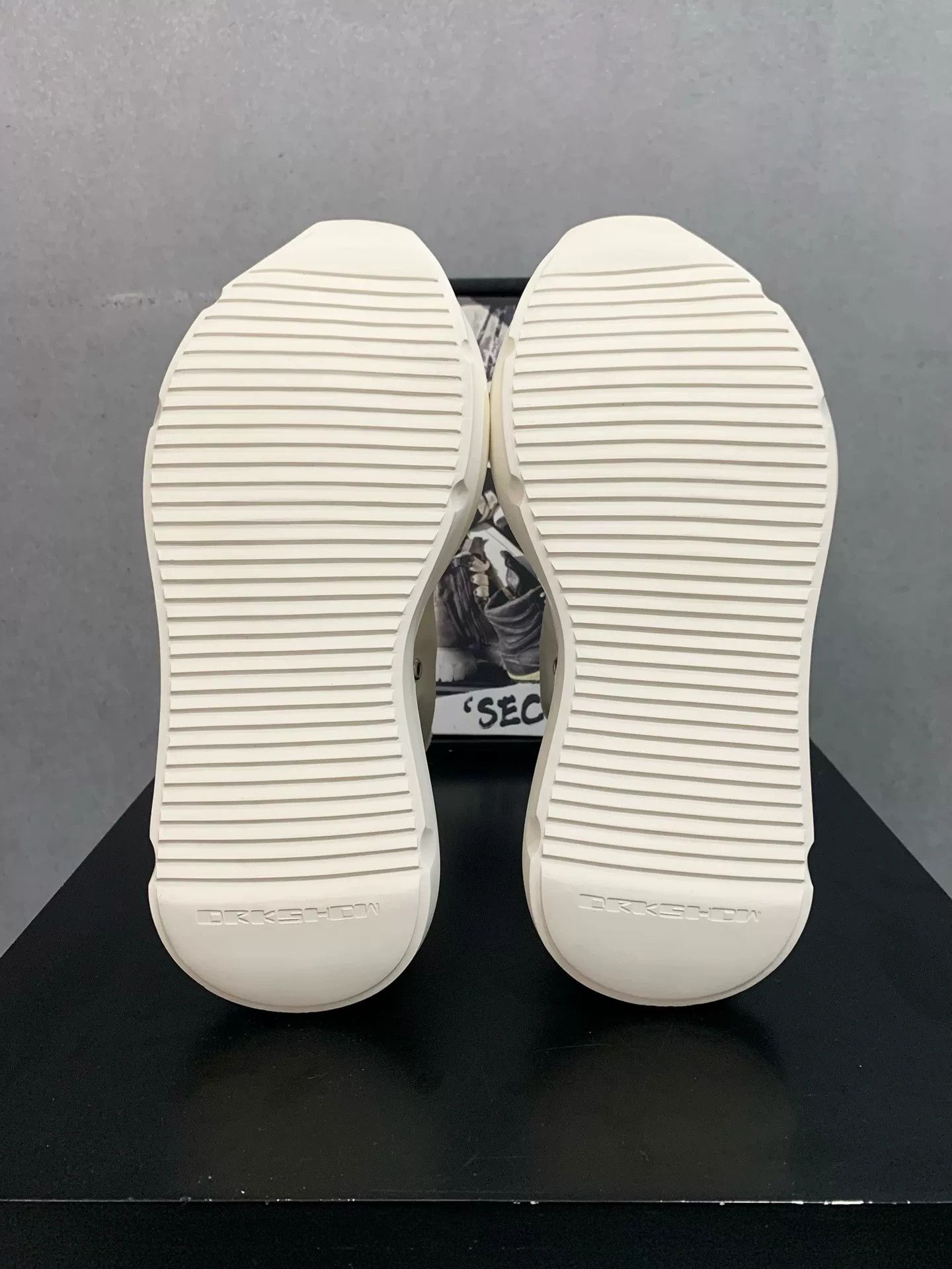 Rick Owens Rick Owens Thick Sole Low Top Sneakers Size US 6 / EU 39 - 8 Thumbnail