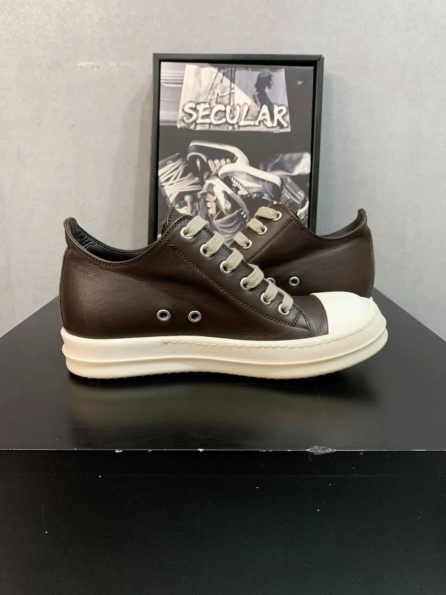 Rick Owens Rick Owens Leather Low-Top Sneakers Size US 4 / IT 34 - 5 Thumbnail
