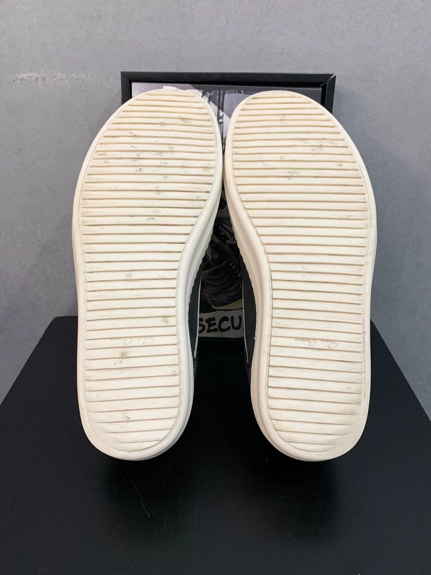 Rick Owens Rick Owens Men's Low-Top Sneakers Size US 11 / EU 44 - 8 Thumbnail