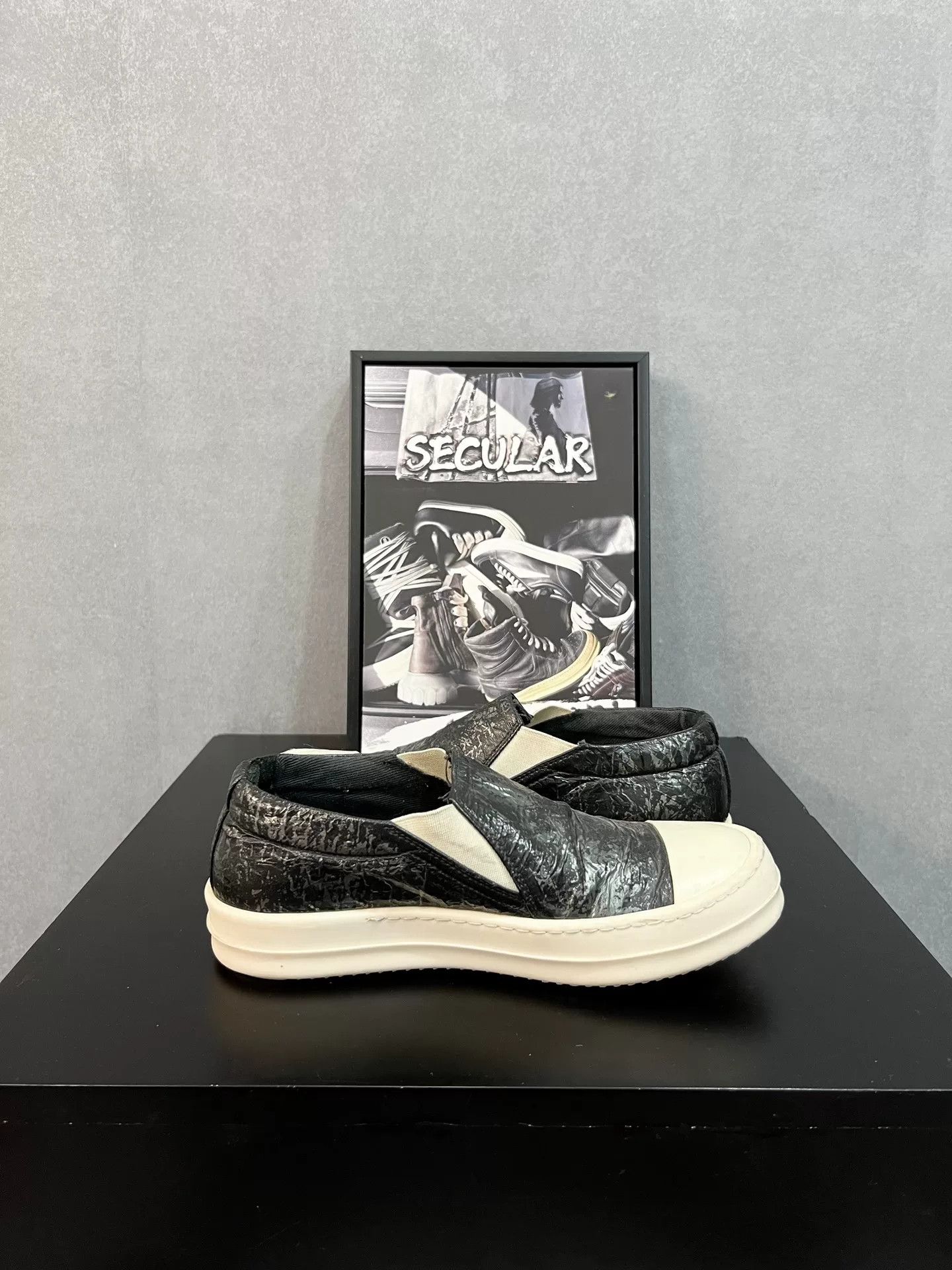 Rick Owens Rick Owens Slip-On Black White Sneakers Size US 5 / IT 35 - 6 Thumbnail