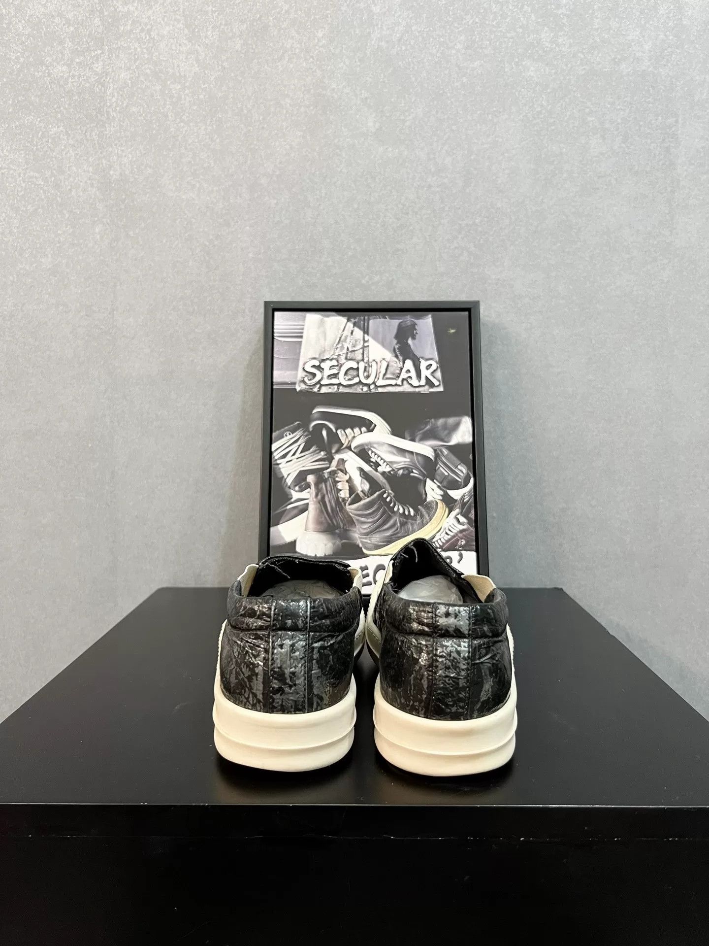 Rick Owens Rick Owens Slip-On Black White Sneakers Size US 5 / IT 35 - 7 Thumbnail