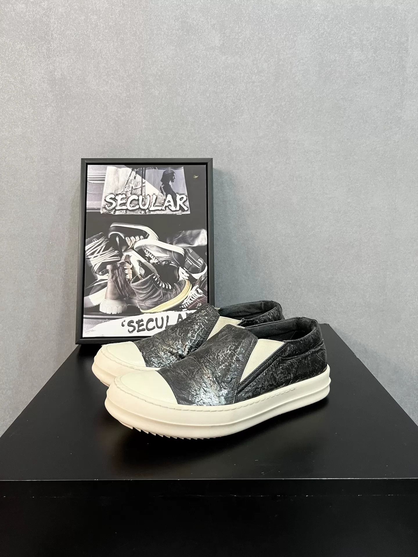 Rick Owens Rick Owens Slip-On Black White Sneakers Size US 5 / IT 35 - 4 Thumbnail
