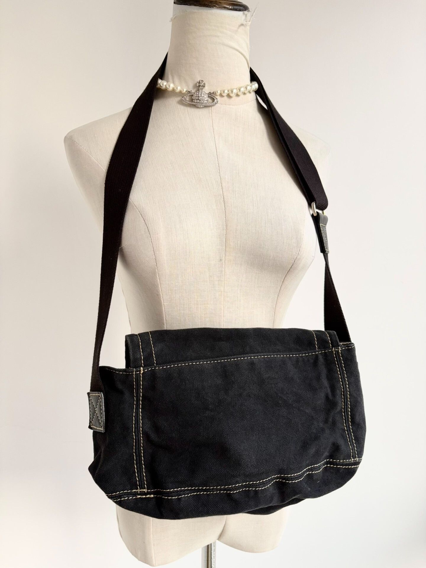 Vivienne Westwood Vivienne Westwood Saturn Logo Canvas Crossbody Size ONE SIZE - 2 Thumbnail