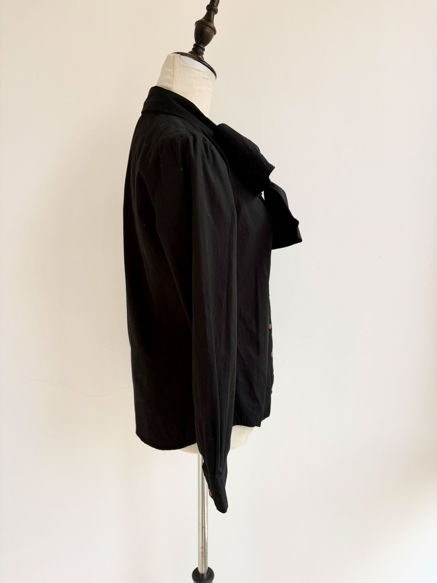 Vivienne Westwood Vivienne Westwood Vintage Black Bow Shirt Size L / US 10 / IT 46 - 6 Thumbnail