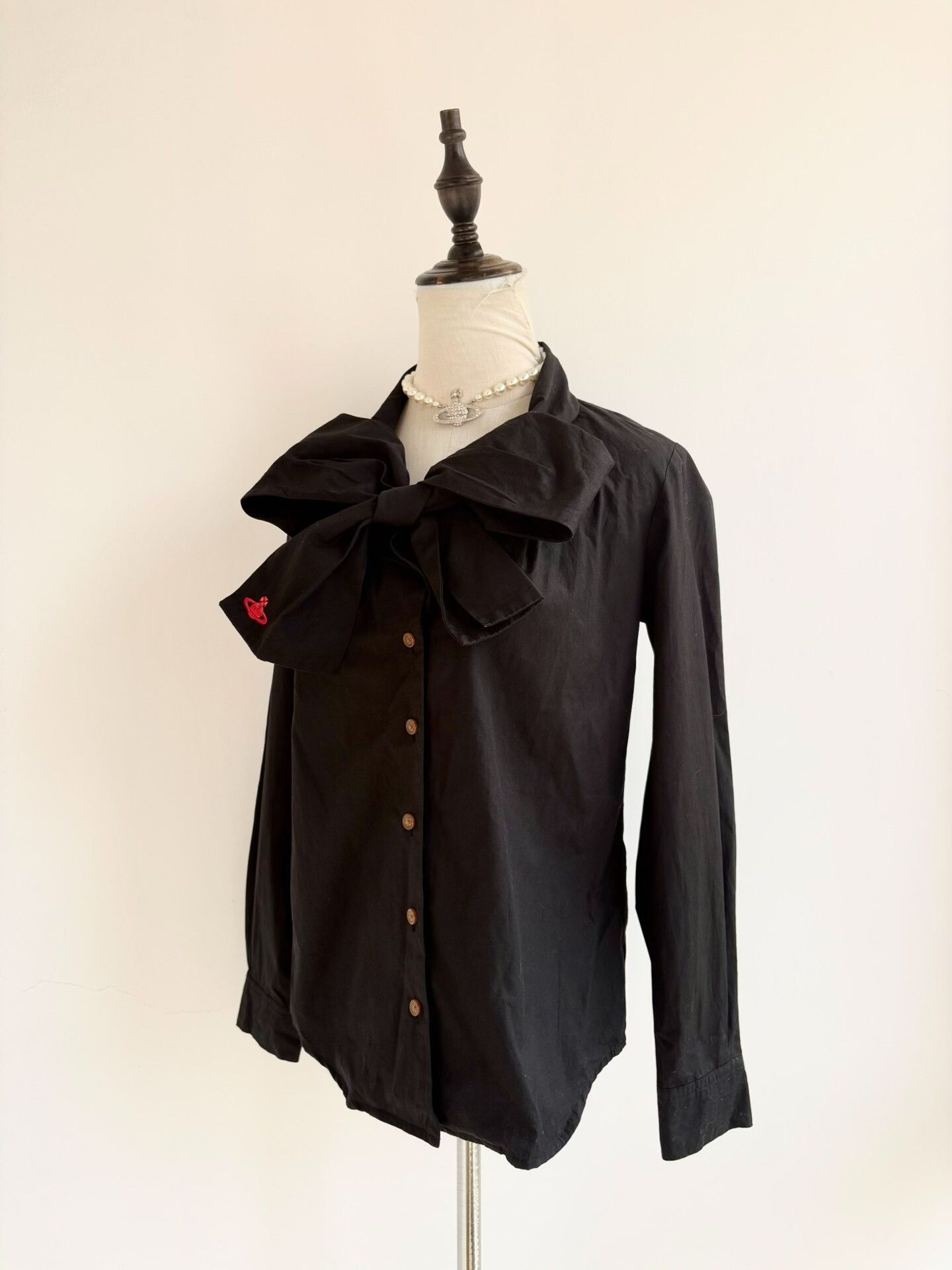 Vivienne Westwood Vivienne Westwood Vintage Black Bow Shirt Size L / US 10 / IT 46 - 3 Thumbnail