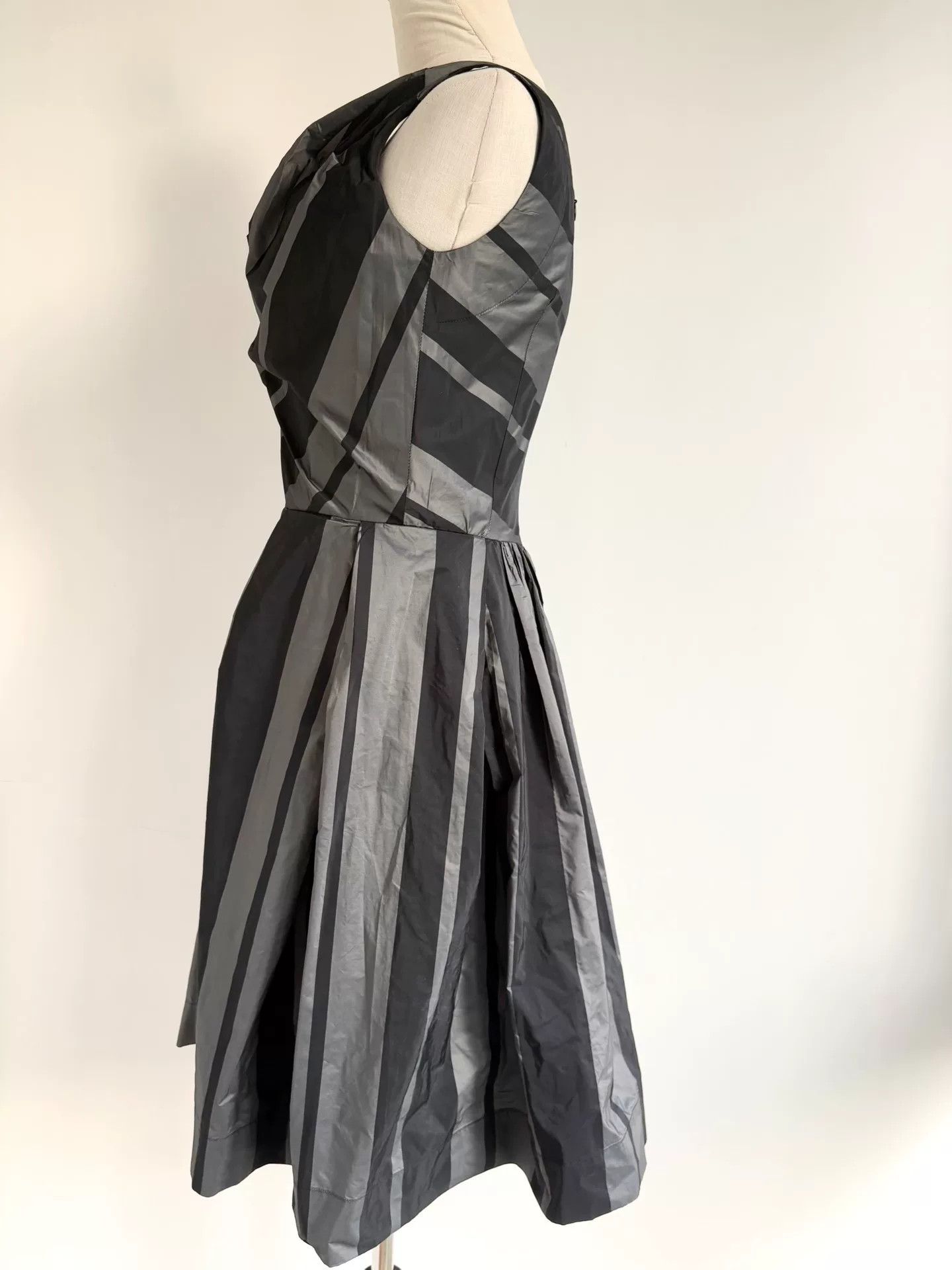Vivienne Westwood Vivienne Westwood Gray Black Stripe Dress Size L / US 10 / IT 46 - 4 Thumbnail