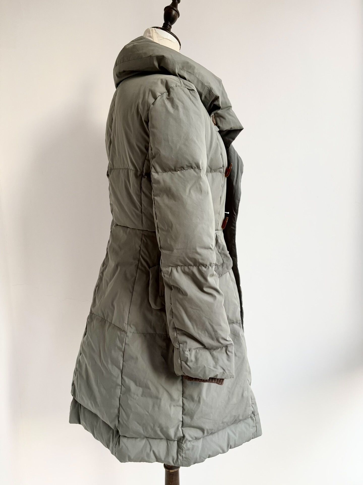 Vivienne Westwood Vivienne Westwood Saturn Buckle Long Down Jacket Size M / US 6-8 / IT 42-44 - 3 Thumbnail