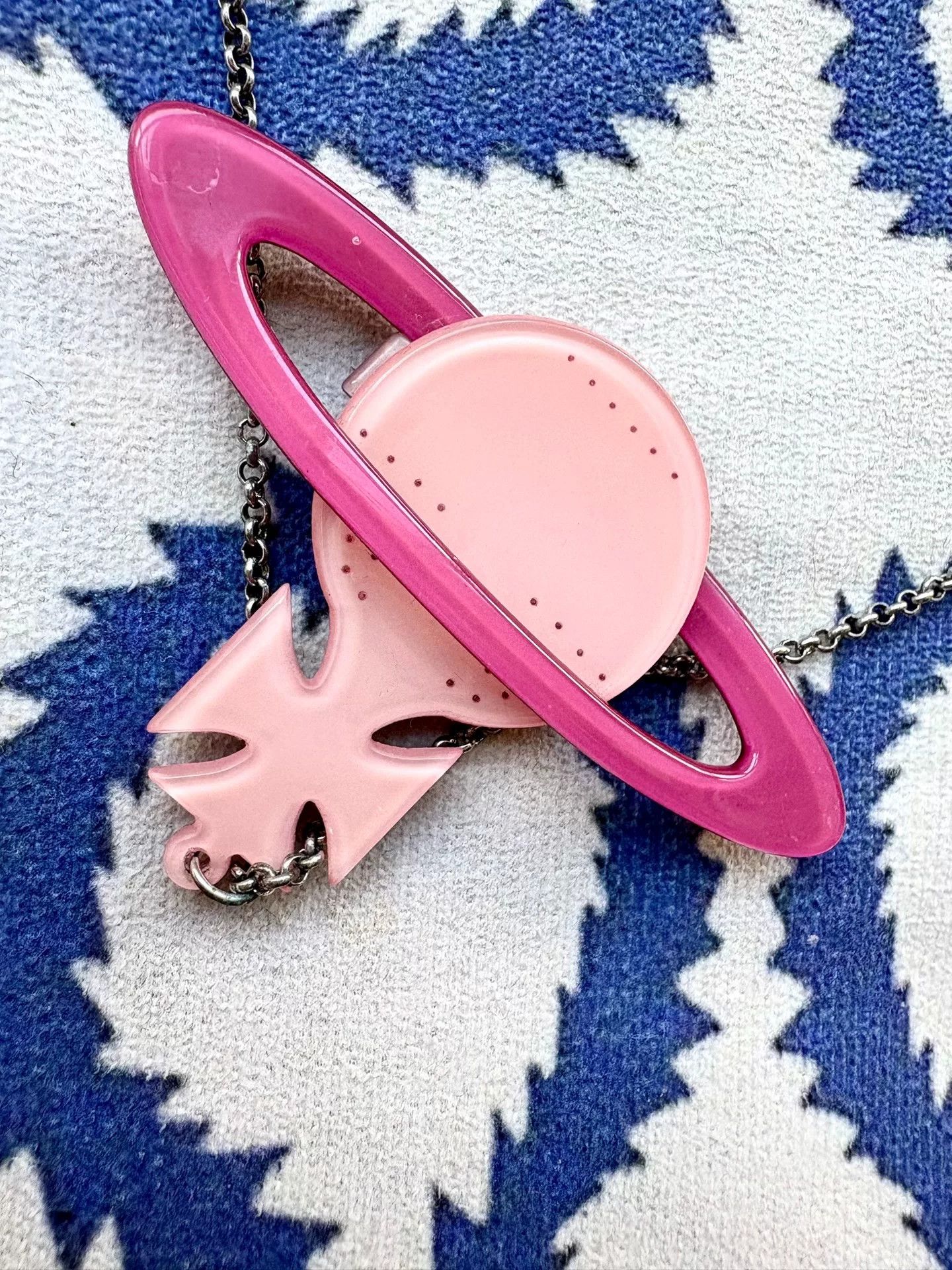 Vivienne Westwood Vivienne Westwood Pink Saturn Acrylic Necklace Size ONE SIZE - 5 Thumbnail