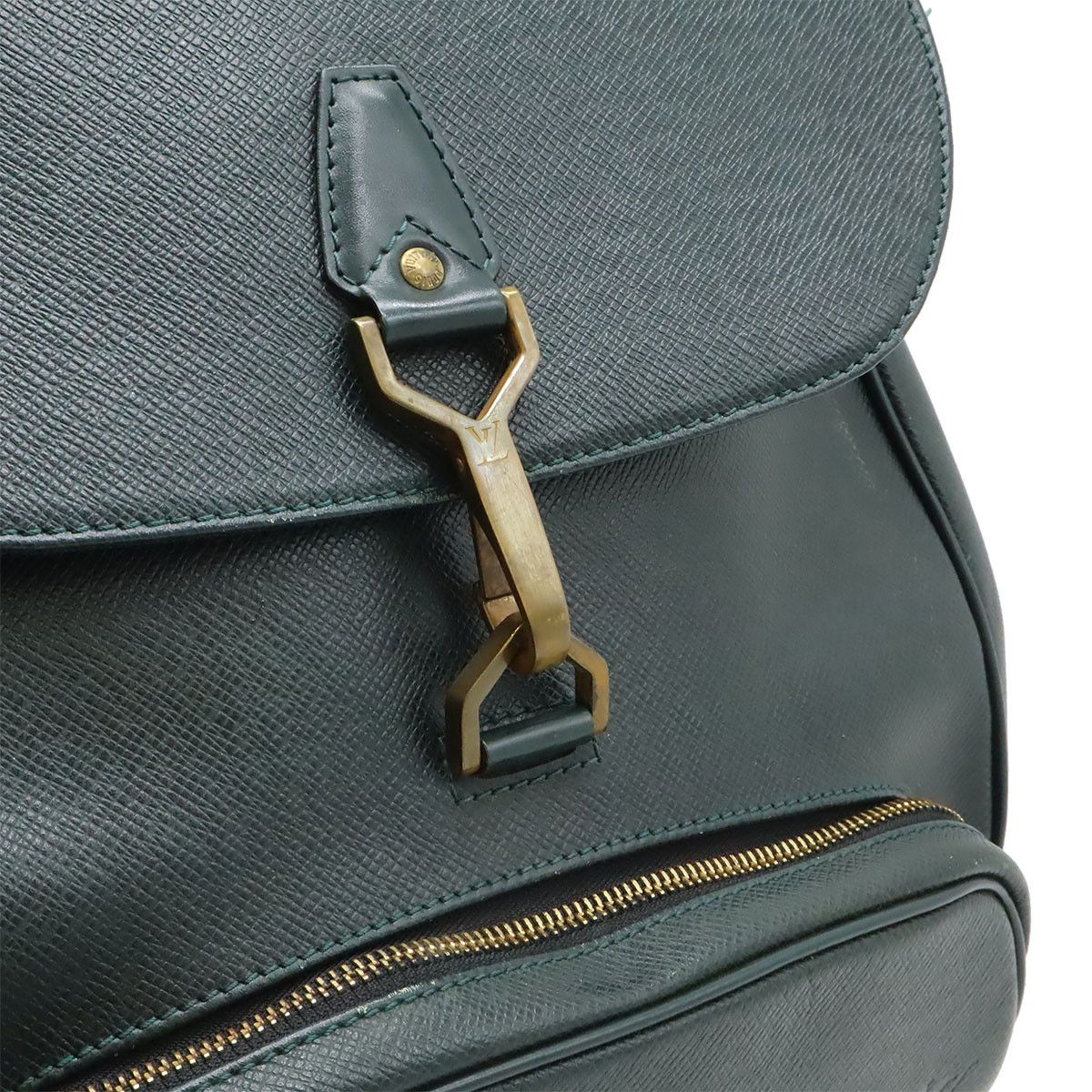 Louis Vuitton Louis Vuitton Louis Vuitton Kasia Taiga Backpack Leather Backpack M30174 DUTY FREE for USA Size ONE SIZE - 9 Thumbnail