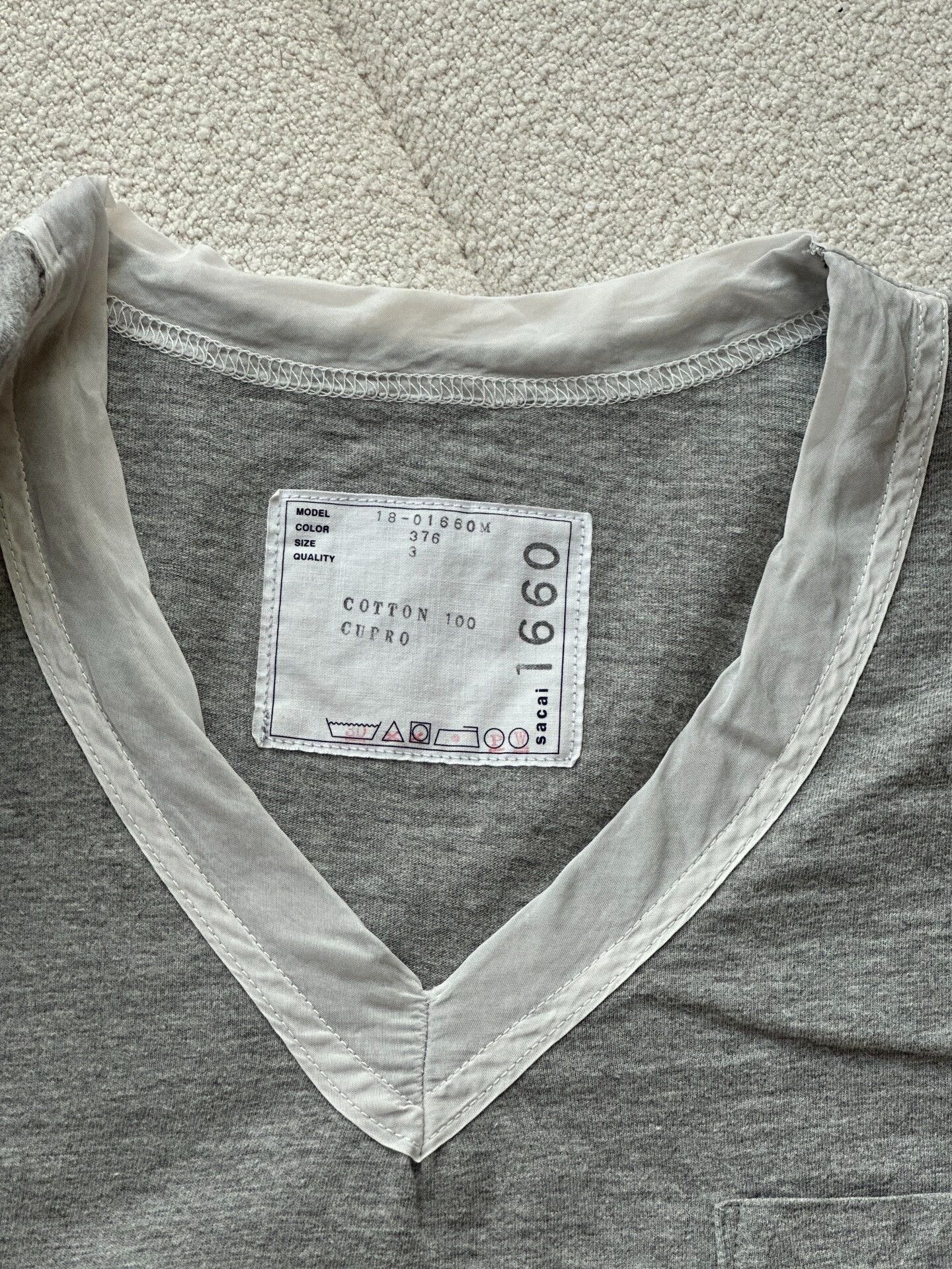 Sacai Sacai Men's V-Neck Gray T-Shirt Size US L / EU 52-54 / 3 - 4 Thumbnail