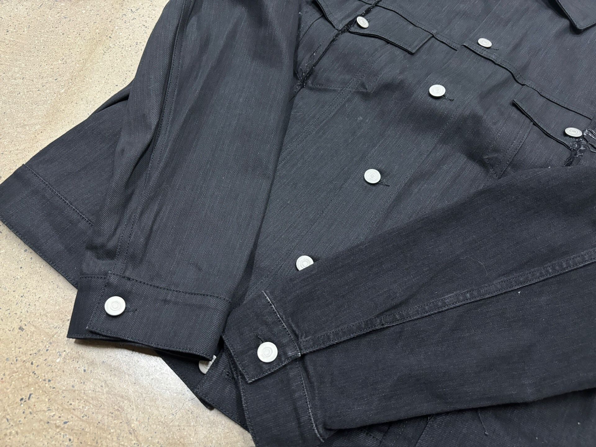 Maison Margiela Maison Margiela Deconstructed Denim Jacket Size US M / EU 48-50 / 2 - 7 Thumbnail