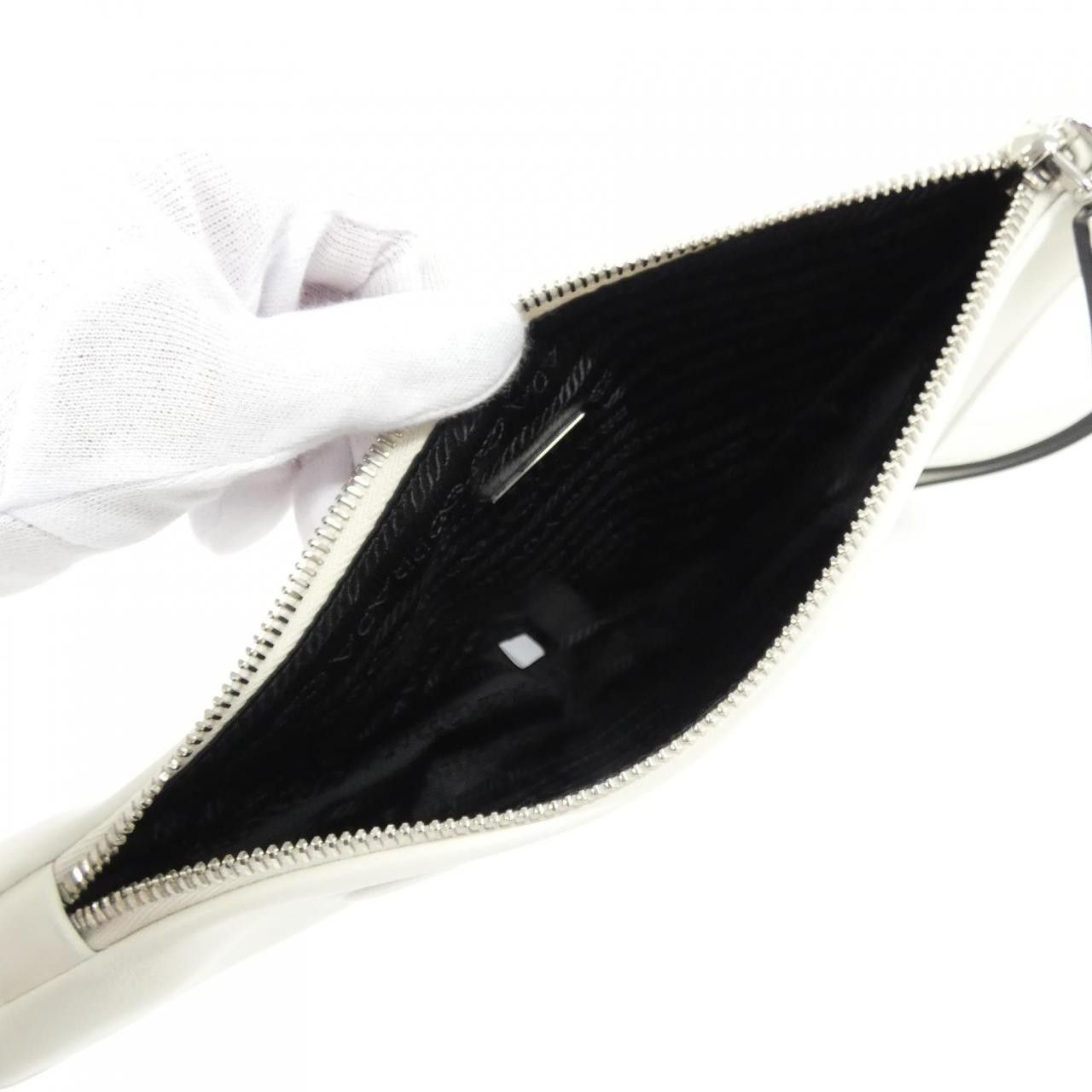 Prada Prada Prada 1NE039 GRACE LUX Pouch Leather Vanity Bag 1NE039 DUTY FREE for USA Size ONE SIZE - 7 Thumbnail