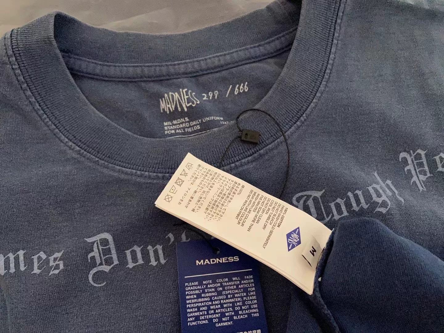 Madness MADNESS 6TH ANNIVERSARY POCKET TEE Size US M / EU 48-50 / 2 - 4 Thumbnail