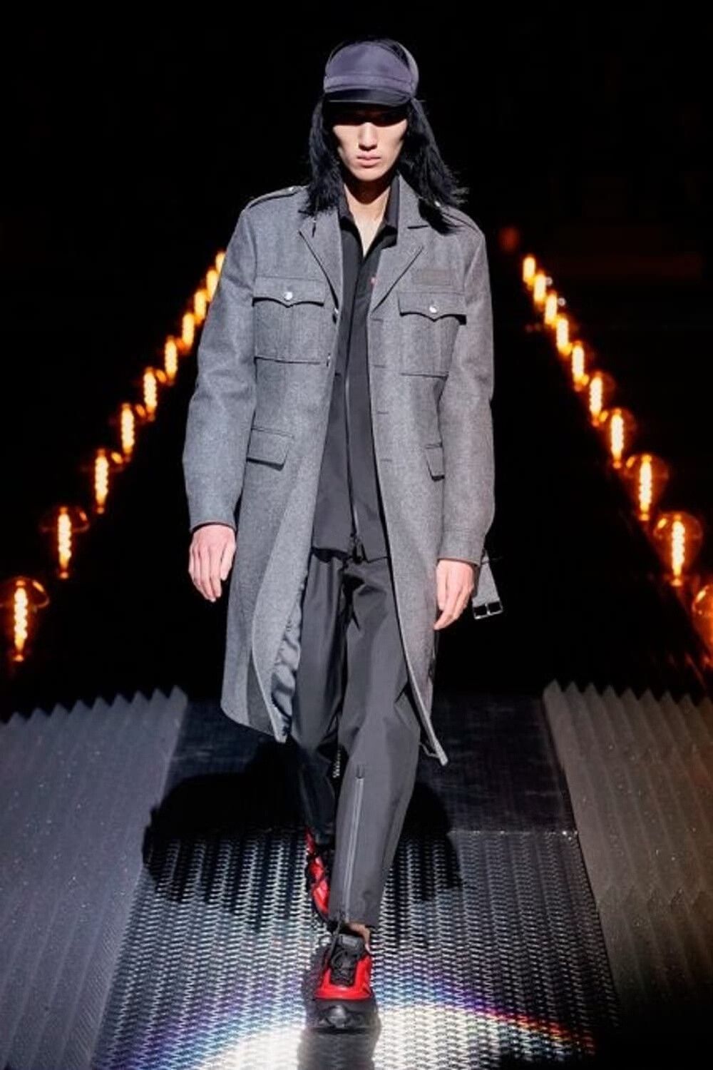 Prada Prada Vintage Wool Coat Size US M / EU 48-50 / 2 - 2 Thumbnail