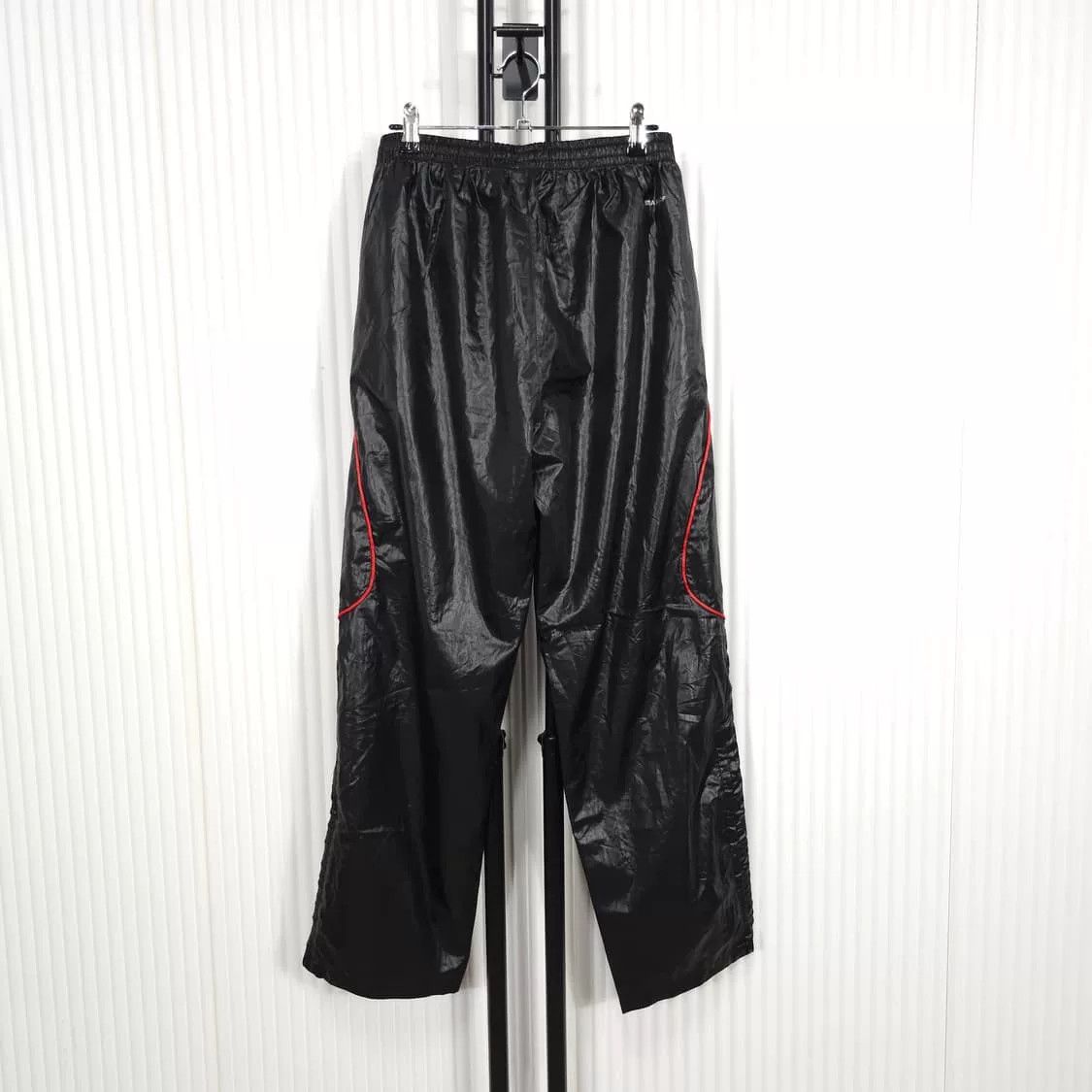 Adidas adidas vintage black functional pants Size US 34 / EU 50 - 3 Thumbnail