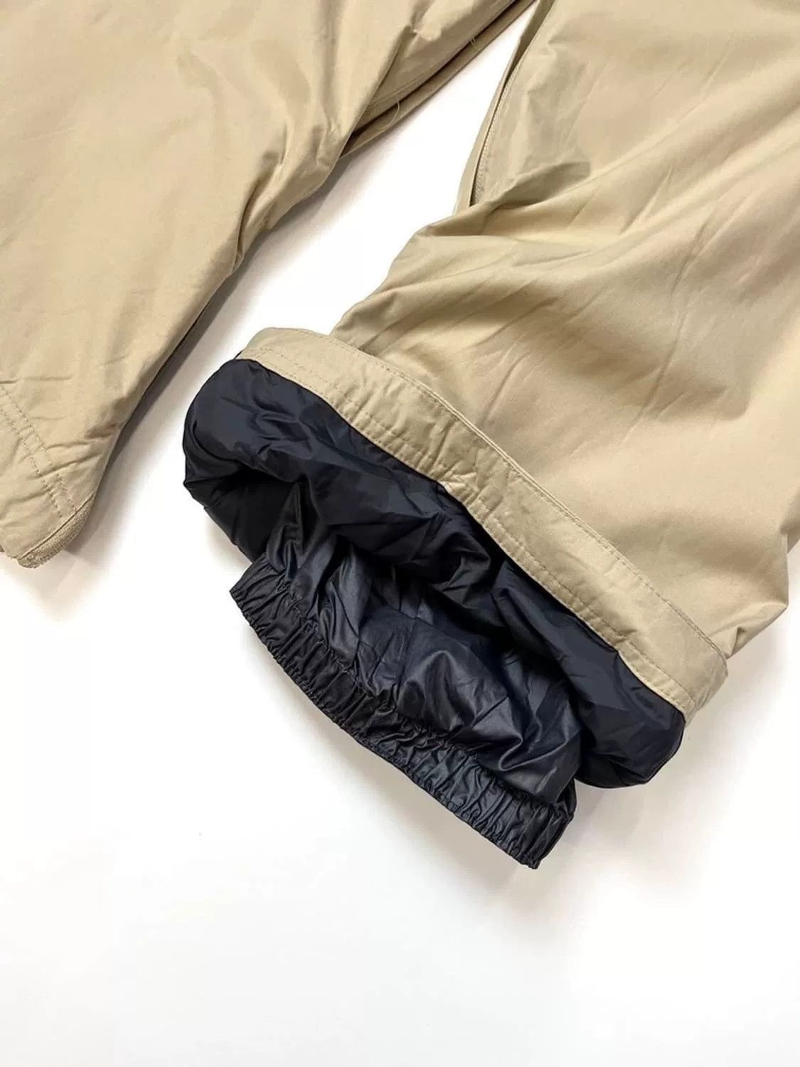 Nike ACG Nike ACG Vintage Utility Cargo Pants Size US 31 - 8 Thumbnail