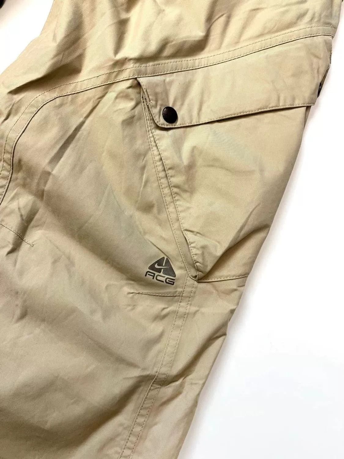 Nike ACG Nike ACG Vintage Utility Cargo Pants Size US 31 - 2 Thumbnail