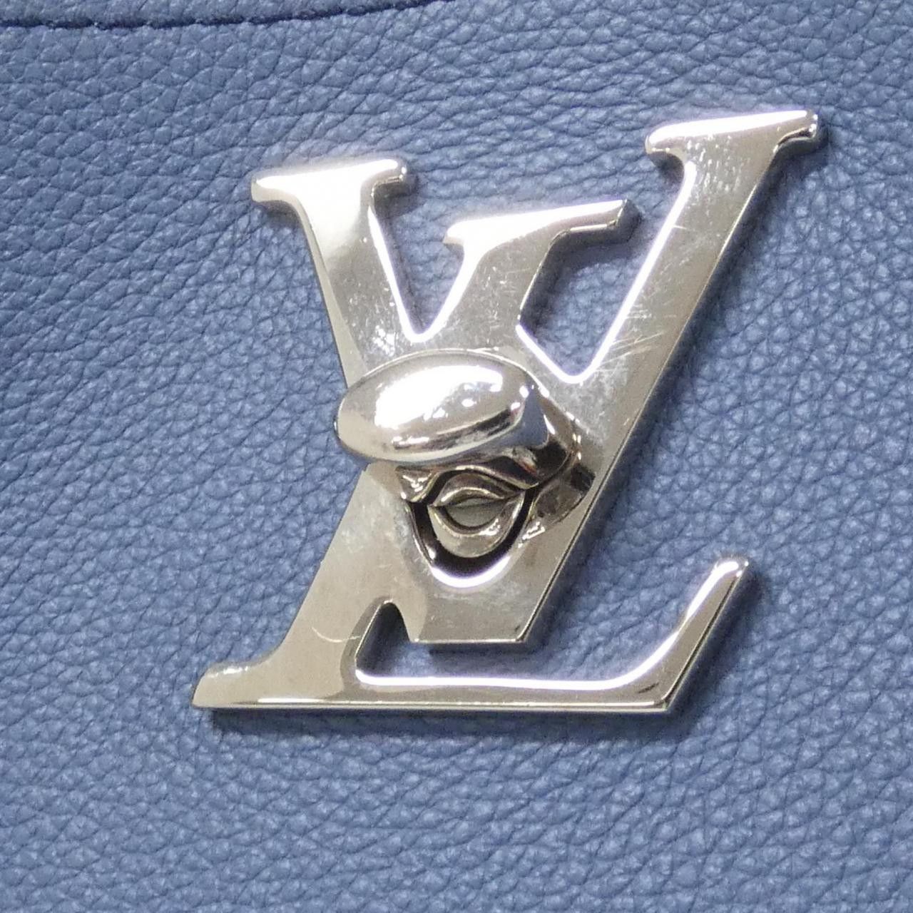 Louis Vuitton Louis Vuitton Louis Vuitton Lockme Calf Shoulder Bag Leather Shoulder Bag M51413 DUTY FREE for USA Size ONE SIZE - 4 Thumbnail