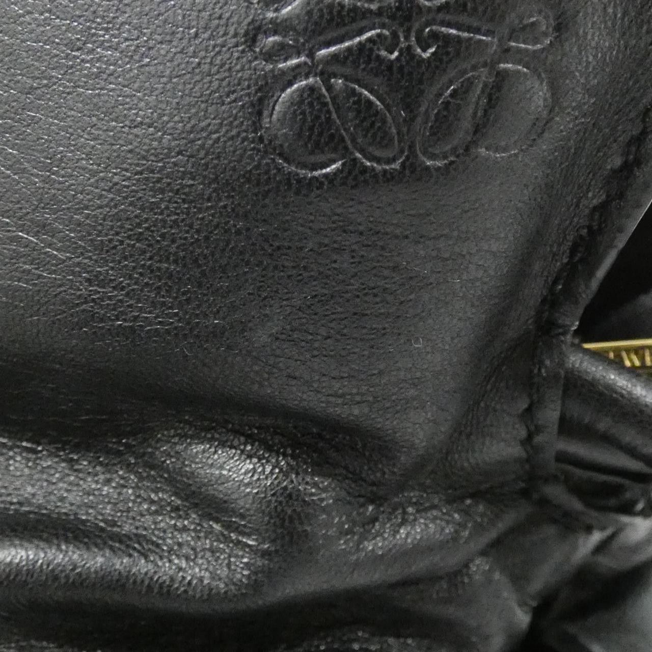 Loewe Loewe Loewe Puffer Flamenco Clutch Lambskin Calfskin Bag Leather Clutch Bag A411FC1X67 DUTY FREE for USA Size ONE SIZE - 6 Thumbnail