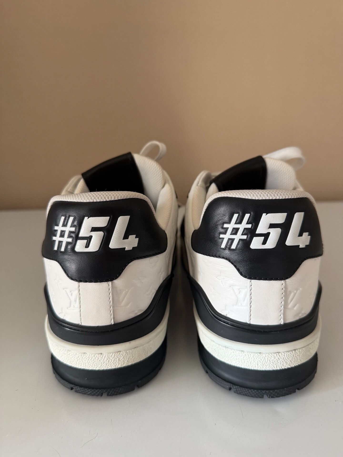 Louis Vuitton LV Trainer Black White Sneakers Size US 7 / EU 40 - 3 Thumbnail