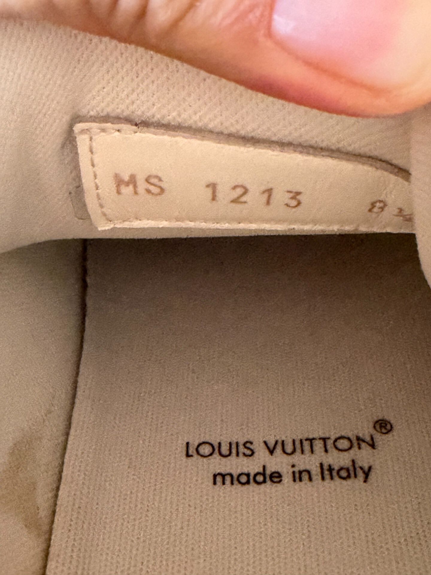 Louis Vuitton Louis Vuitton Trainer Panda Sneakers Size US 9.5 / EU 42-43 - 6 Thumbnail