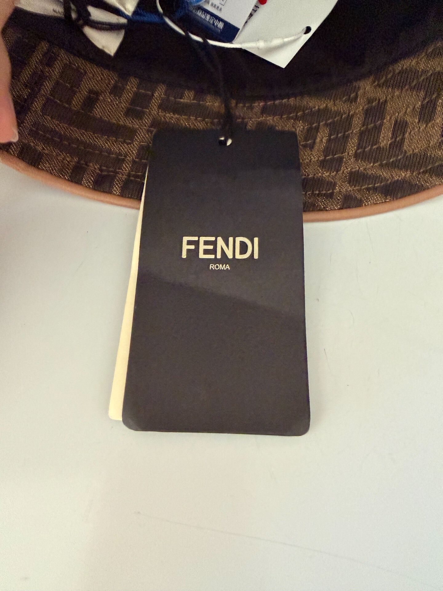 Fendi FENDI Classic FF Bucket Hat Size ONE SIZE - 9 Thumbnail