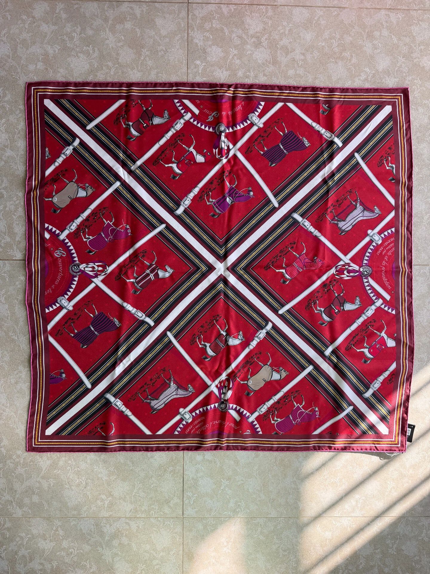 Hermes Hermes 90x90cm Silk Scarf Size ONE SIZE - 6 Thumbnail