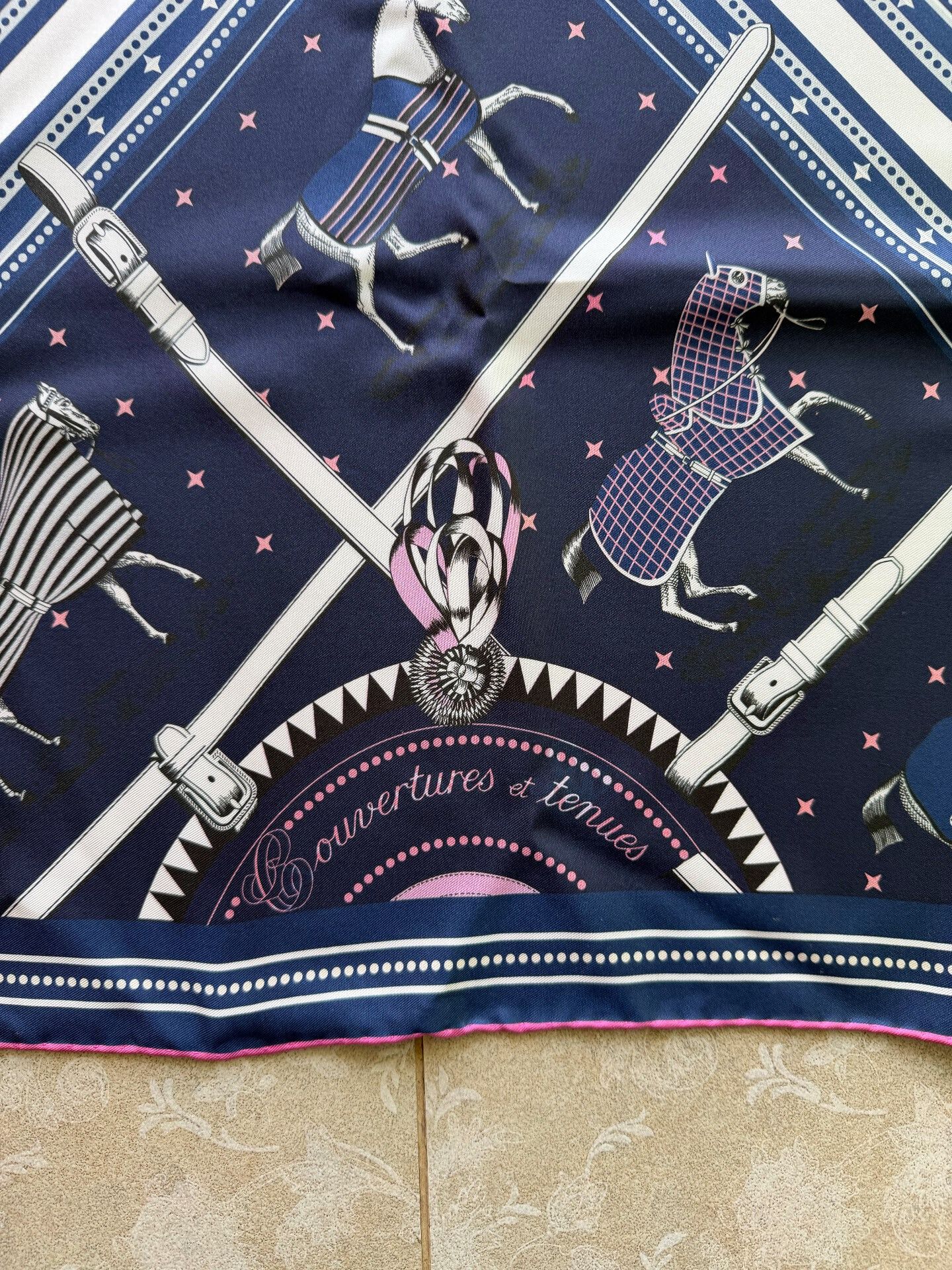Hermes Hermes 90x90cm Silk Scarf Size ONE SIZE - 8 Thumbnail