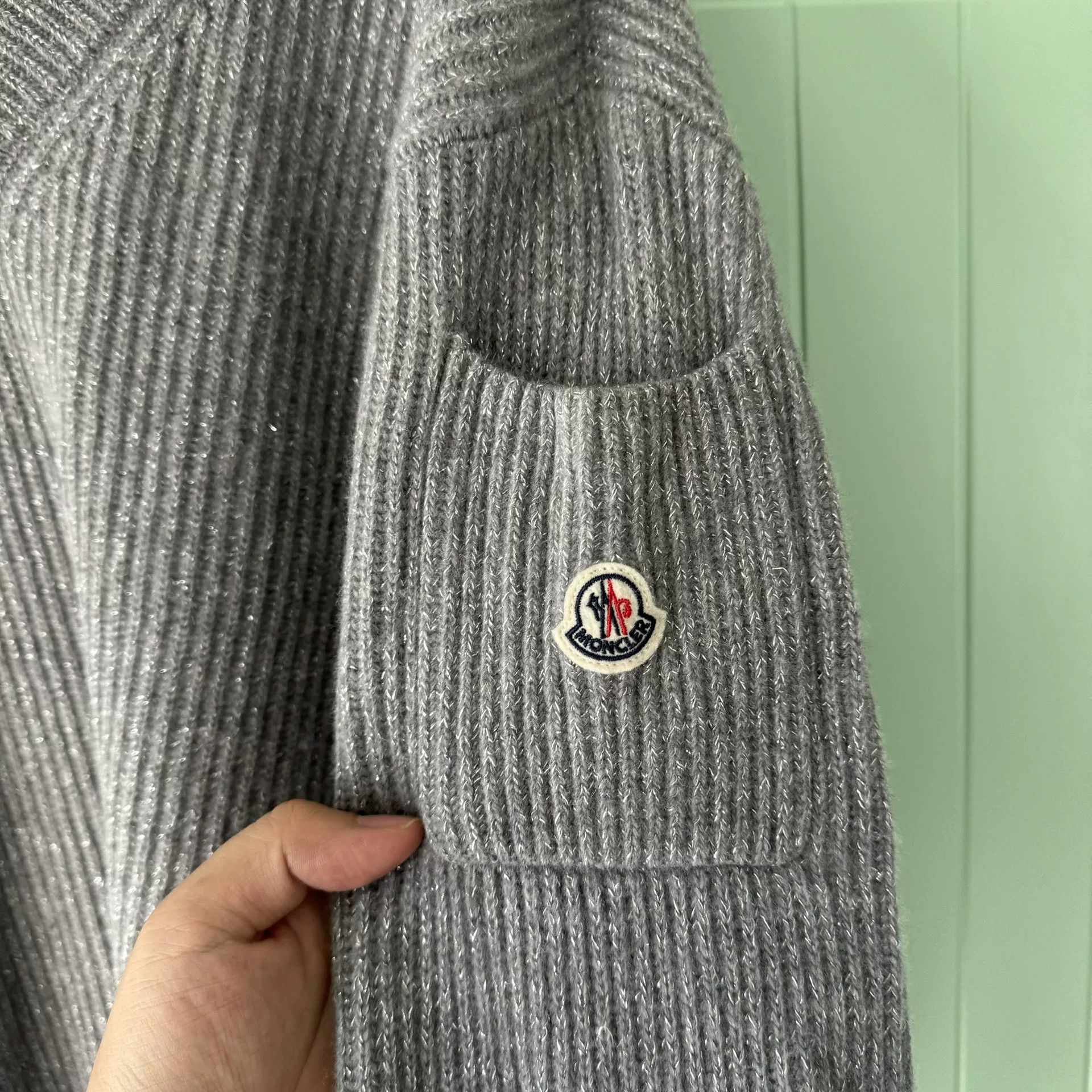 Moncler Moncler V-neck Wool Sweater Size US M / EU 48-50 / 2 - 8 Thumbnail