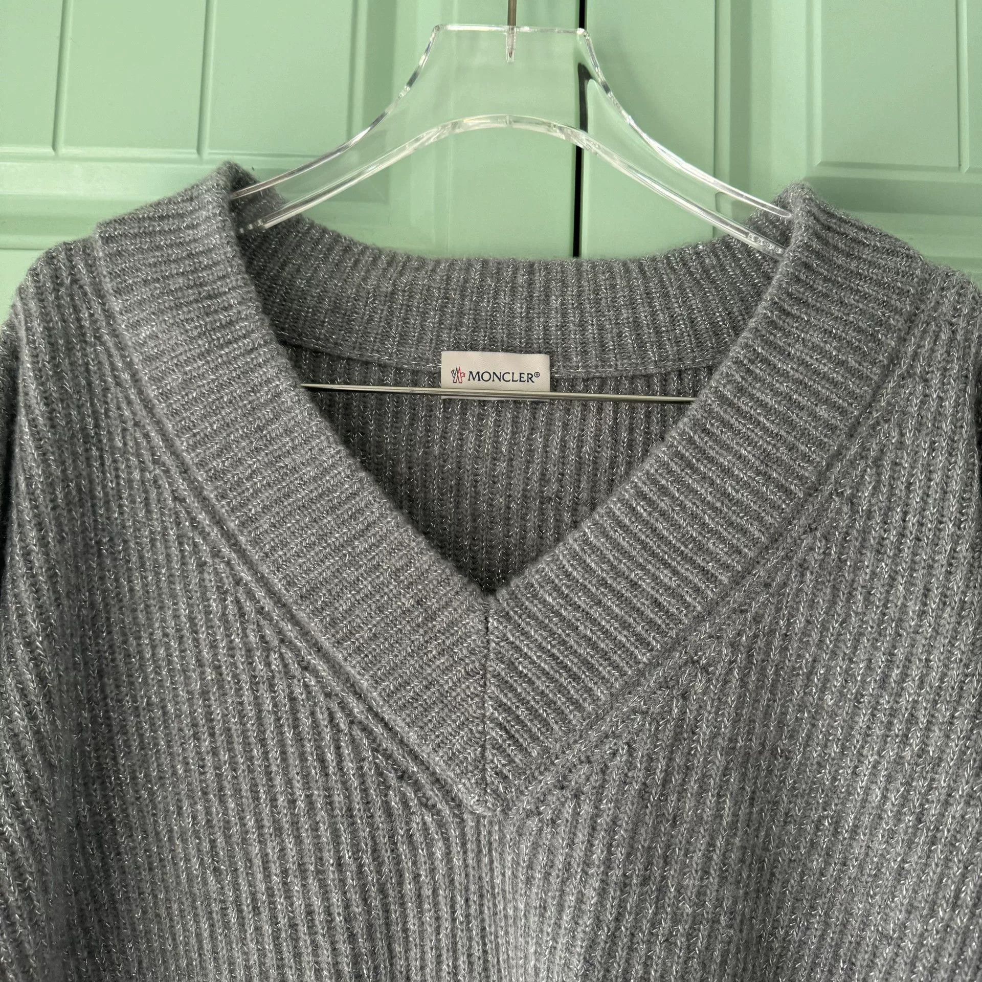 Moncler Moncler V-neck Wool Sweater Size US M / EU 48-50 / 2 - 7 Thumbnail